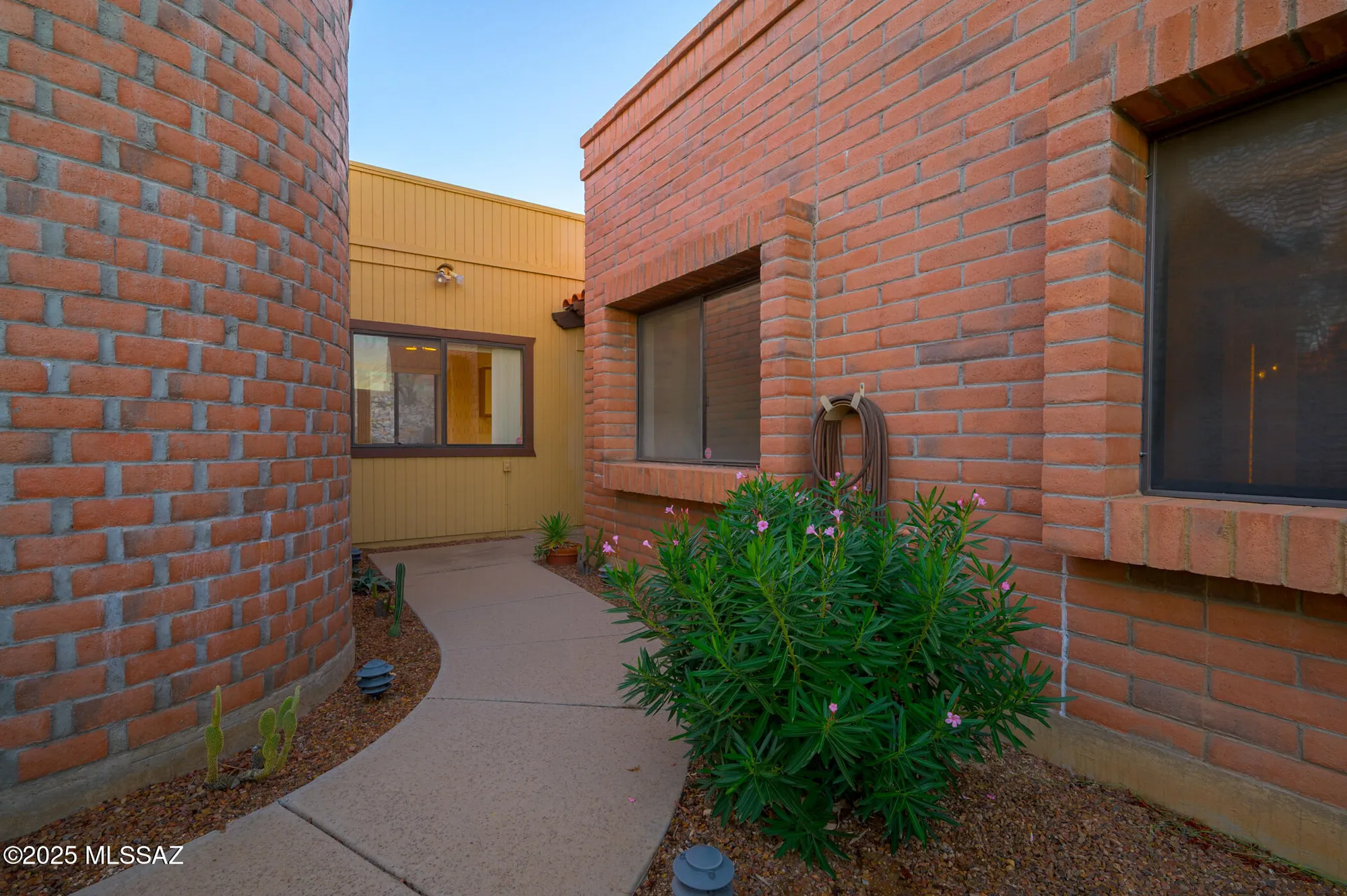 Property Slideshow image 4 of 51 | 8701 n coral ridge loop, Tucson, AZ, 85704
