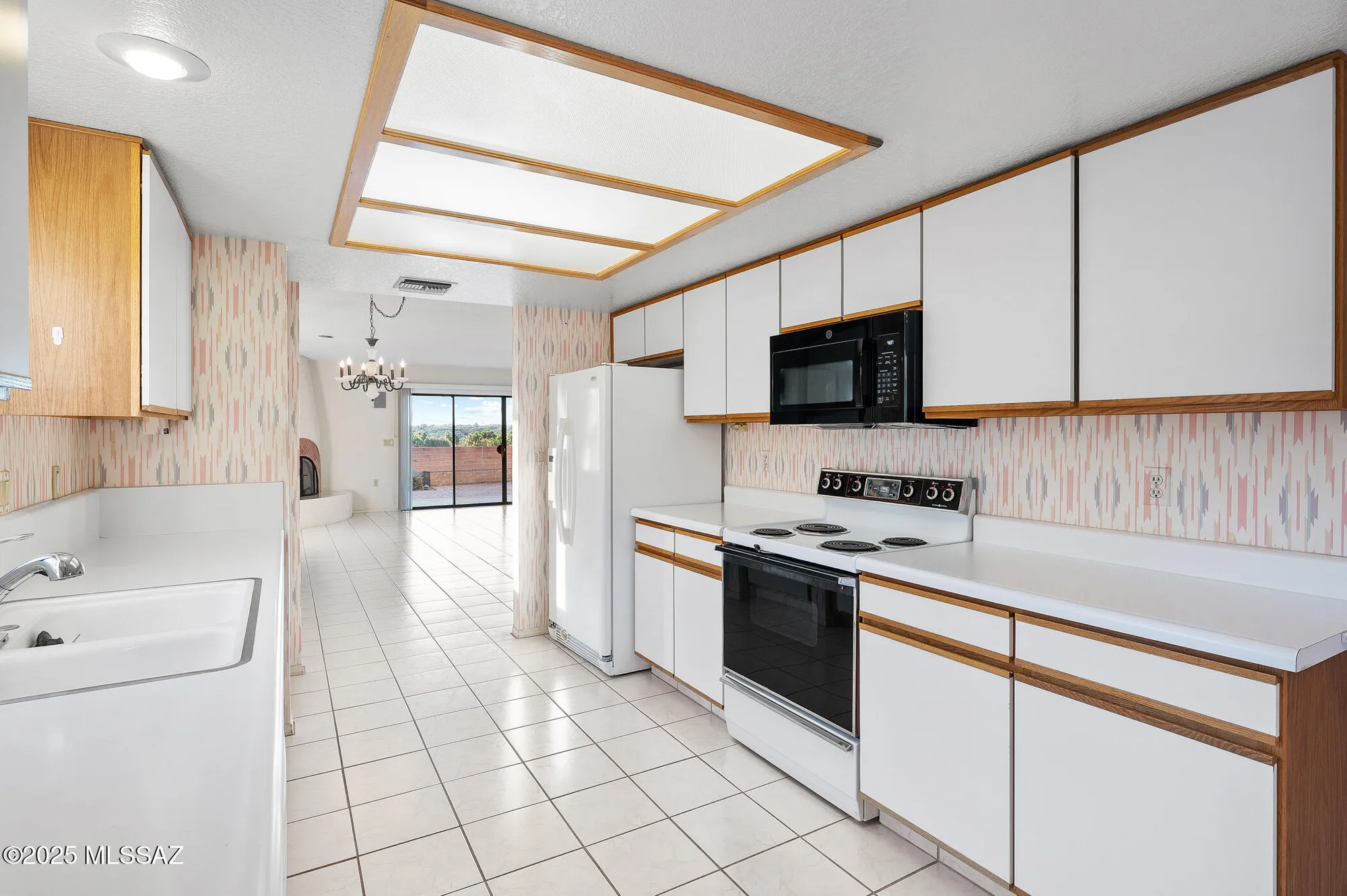 Property Slideshow image 15 of 51 | 8701 n coral ridge loop, Tucson, AZ, 85704