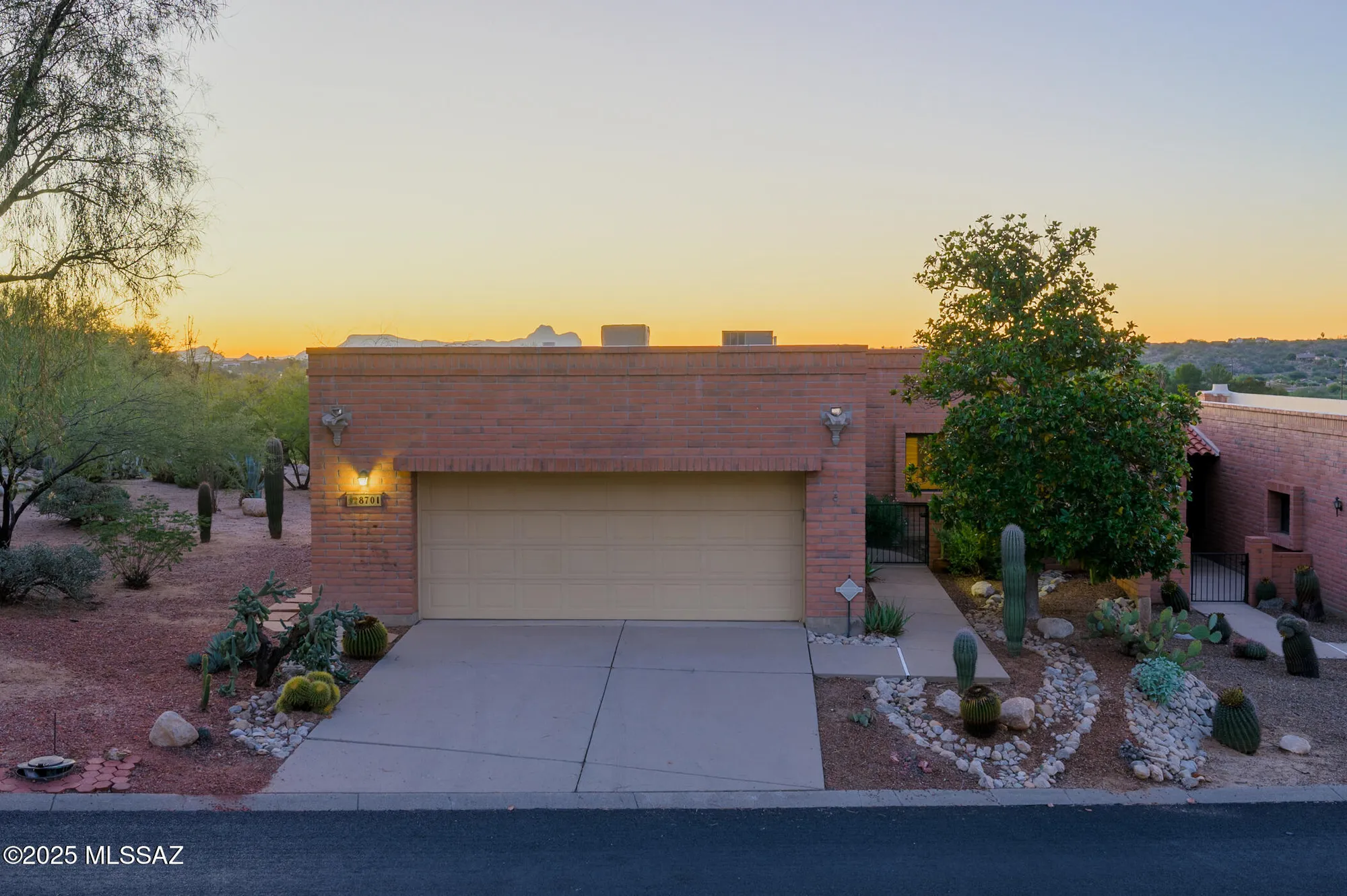 Property Slideshow image 38 of 51 | 8701 n coral ridge loop, Tucson, AZ, 85704