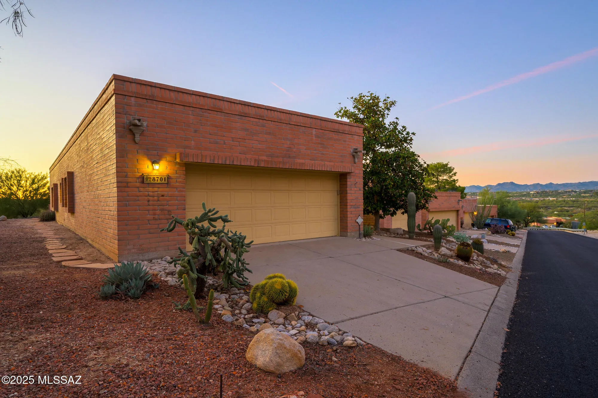 Property Slideshow image 40 of 51 | 8701 n coral ridge loop, Tucson, AZ, 85704