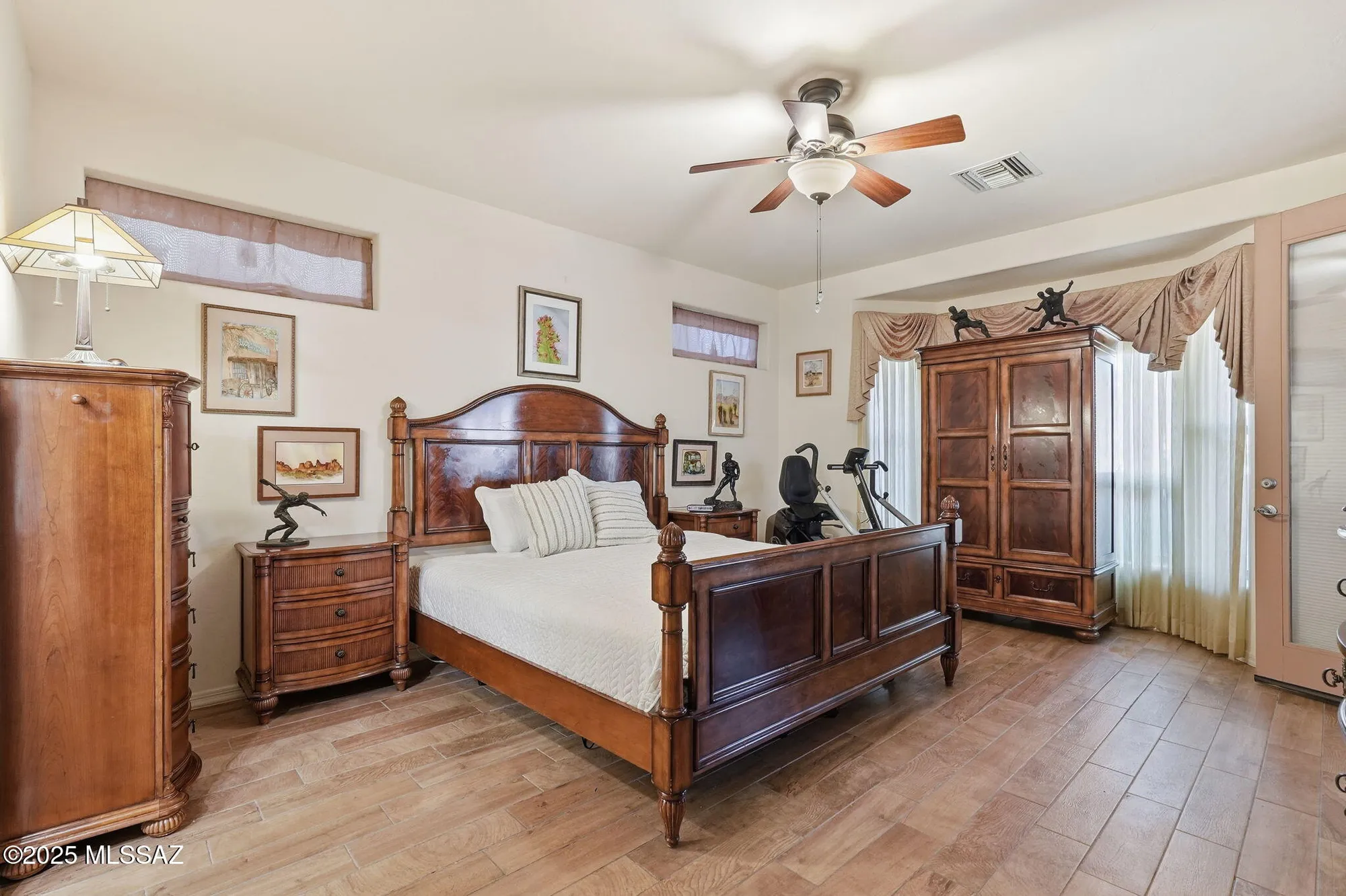 Property Slideshow image 17 of 29 | 656 w shadow wood st, Green Valley, AZ, 85614