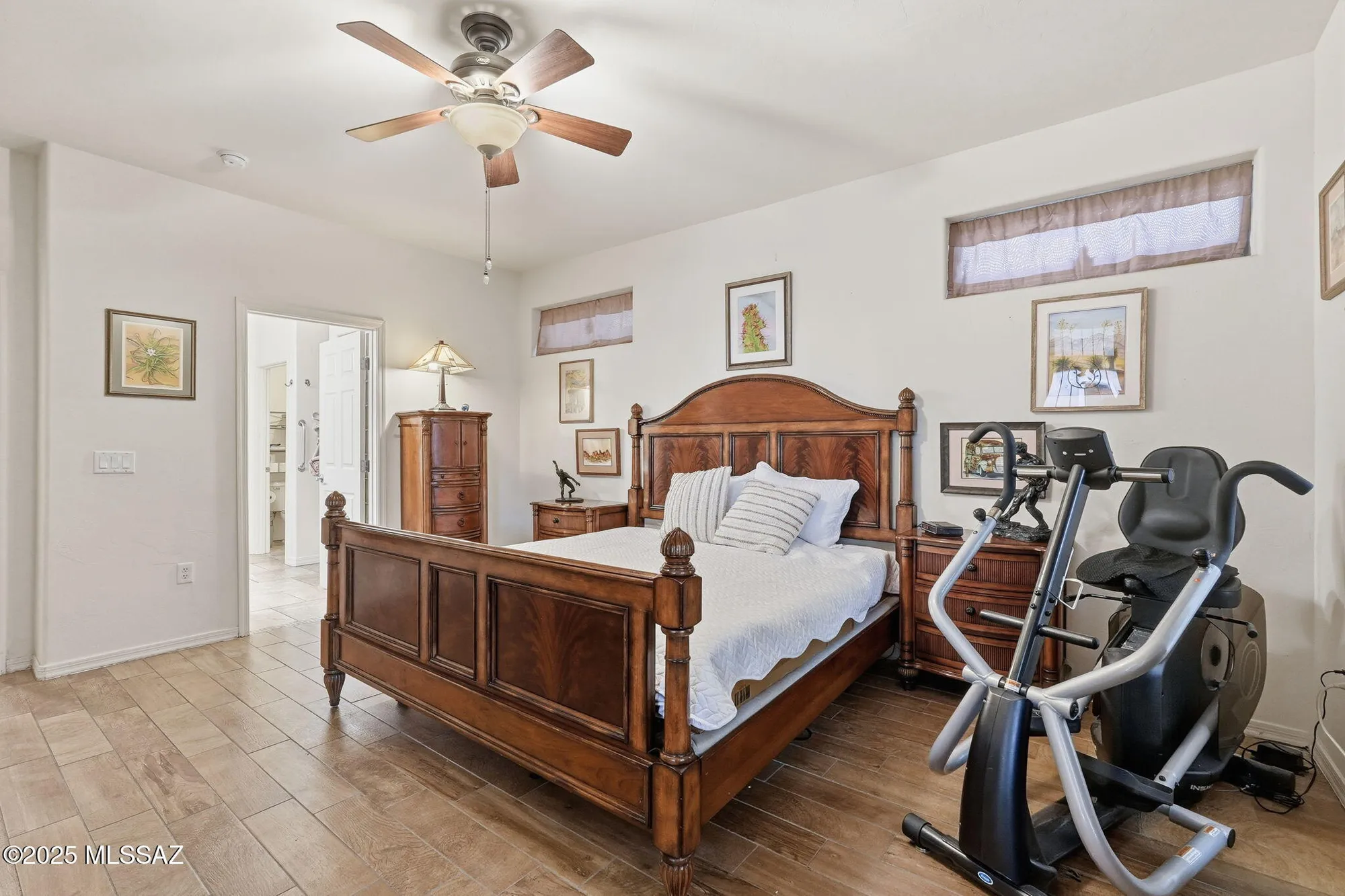 Property Slideshow image 18 of 29 | 656 w shadow wood st, Green Valley, AZ, 85614