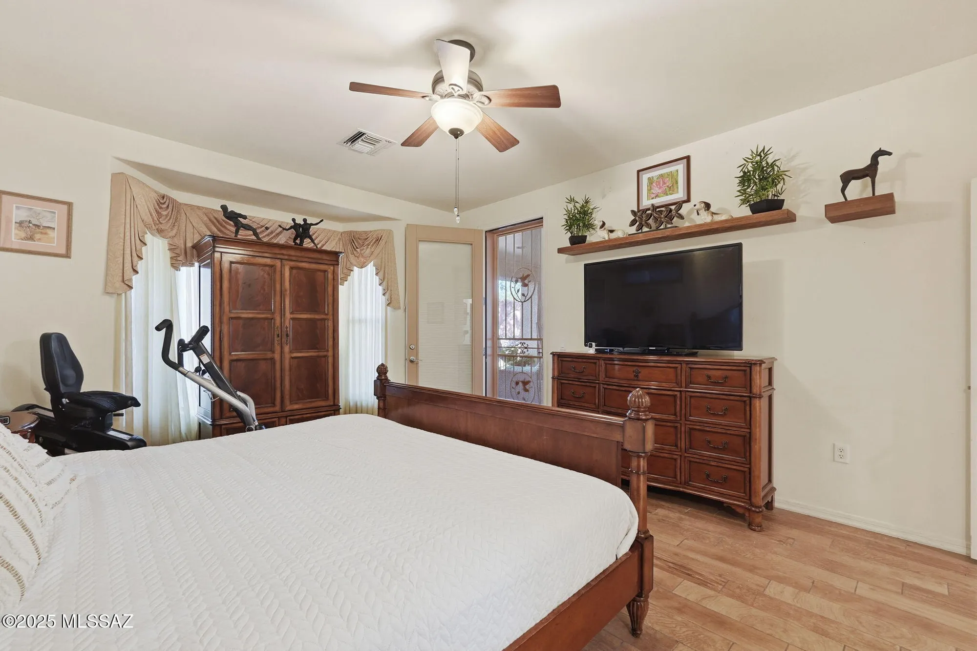 Property Slideshow image 19 of 29 | 656 w shadow wood st, Green Valley, AZ, 85614