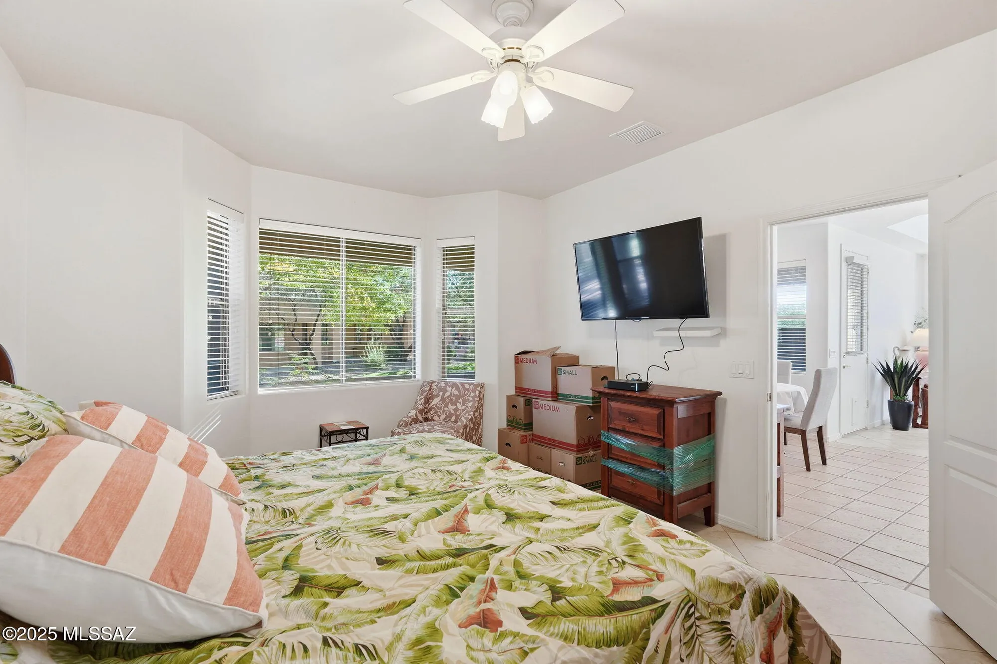 Property Slideshow image 20 of 40 | 513 w knotwood st, Green Valley, AZ, 85614