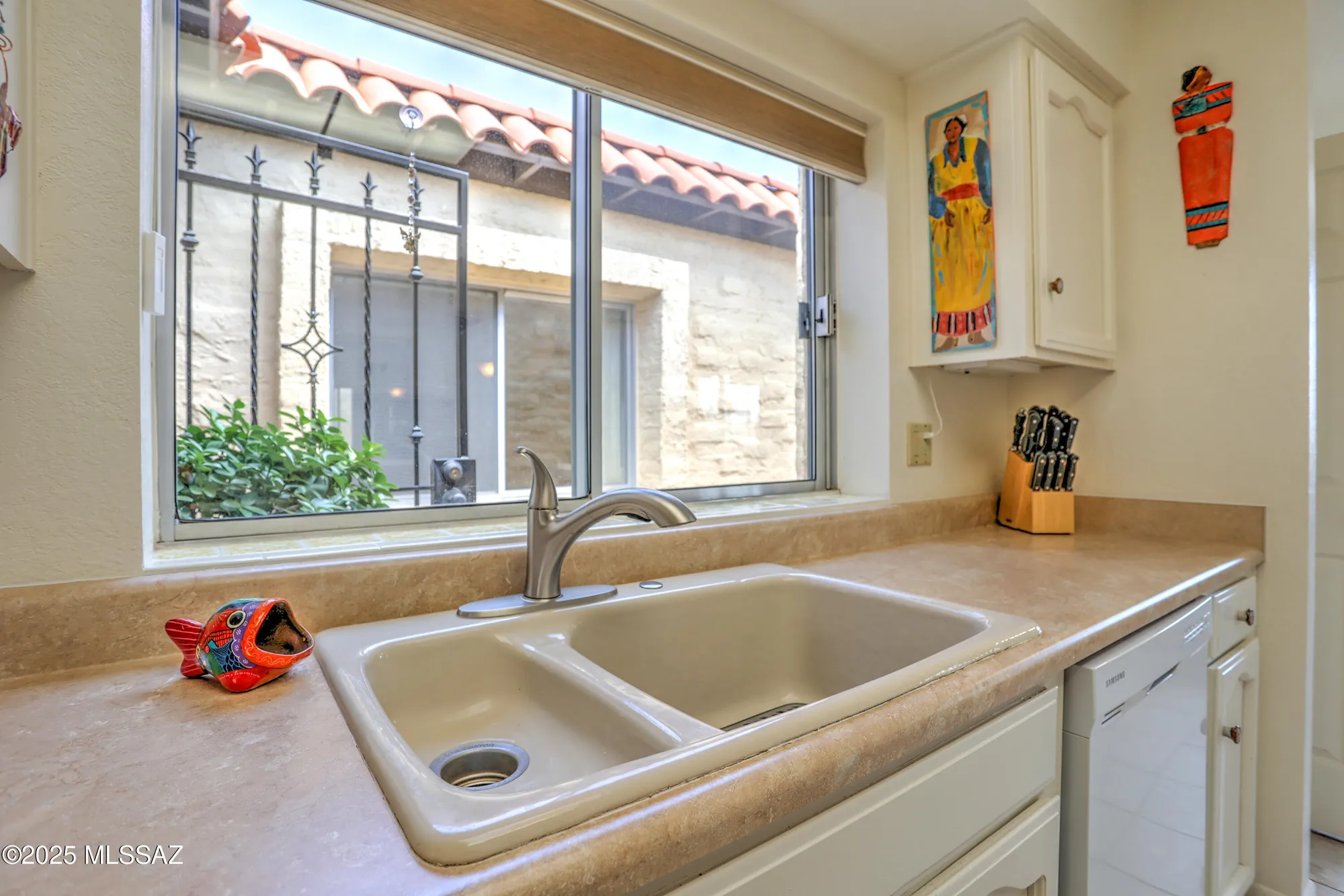 Property Slideshow image 18 of 49 | 1101 w circulo del norte, Green Valley, AZ, 85614