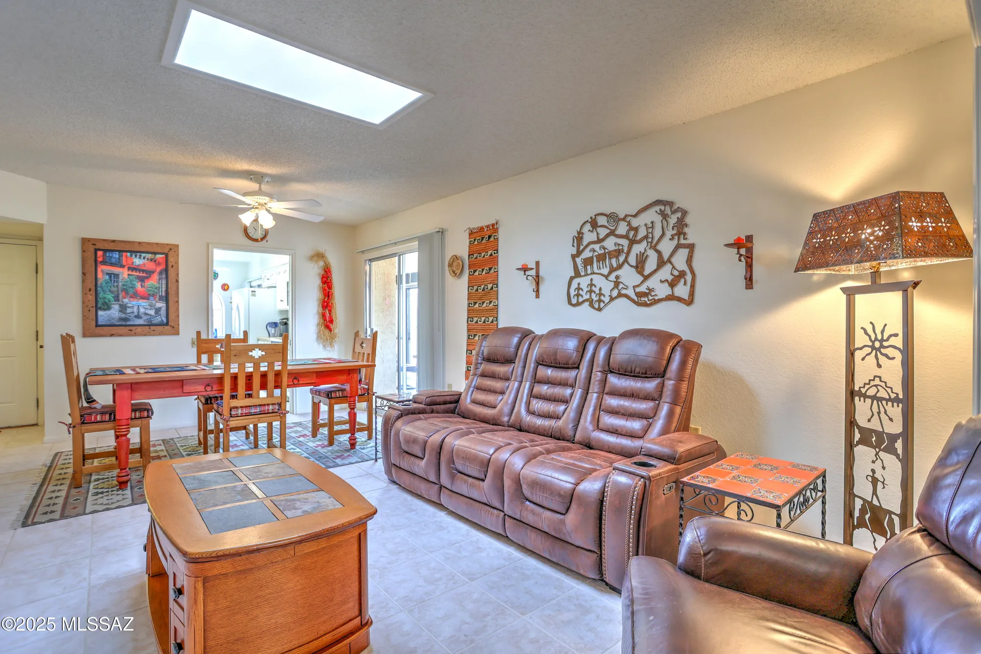 Property Slideshow image 9 of 49 | 1101 w circulo del norte, Green Valley, AZ, 85614