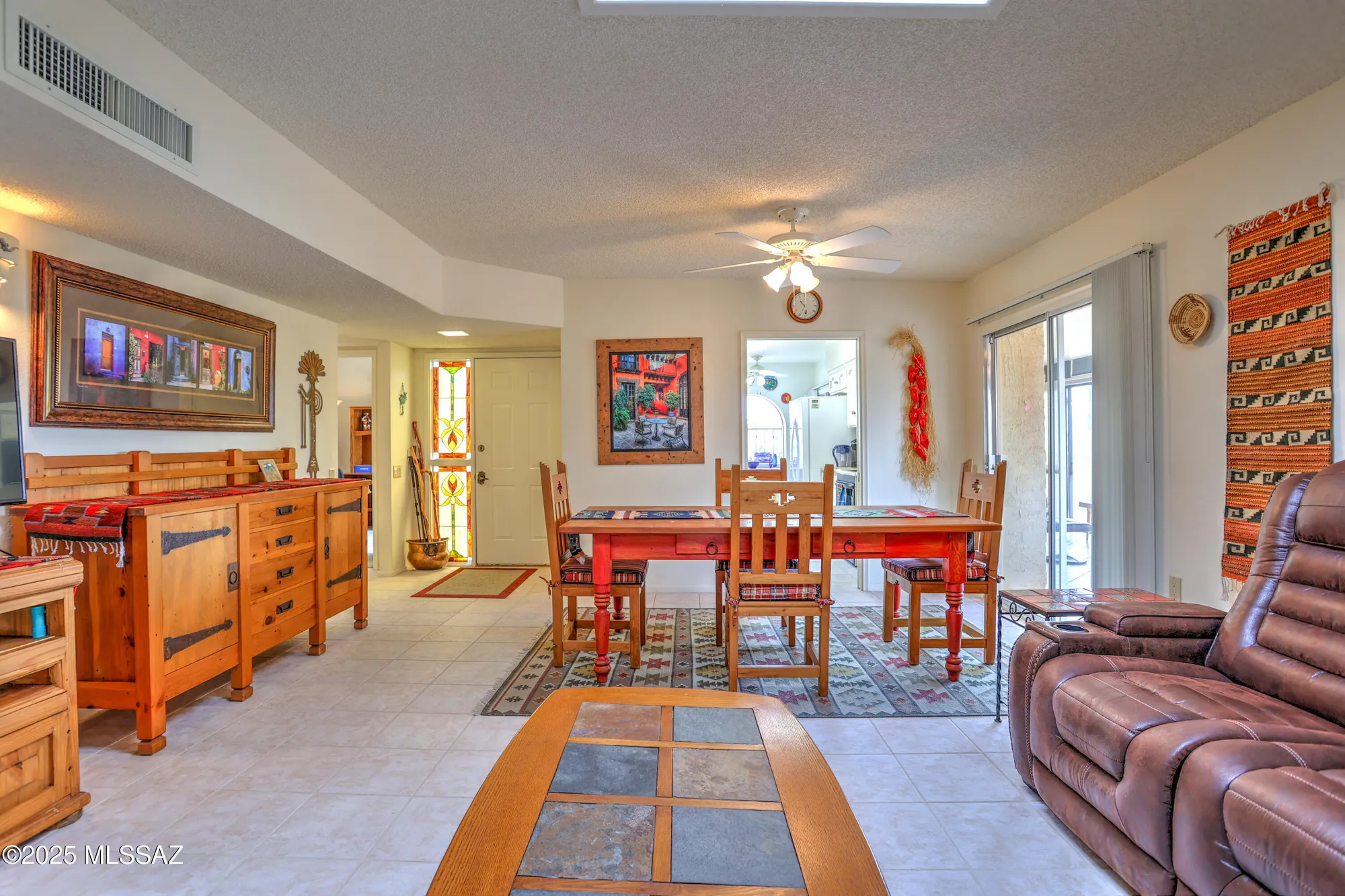 Property Slideshow image 11 of 49 | 1101 w circulo del norte, Green Valley, AZ, 85614