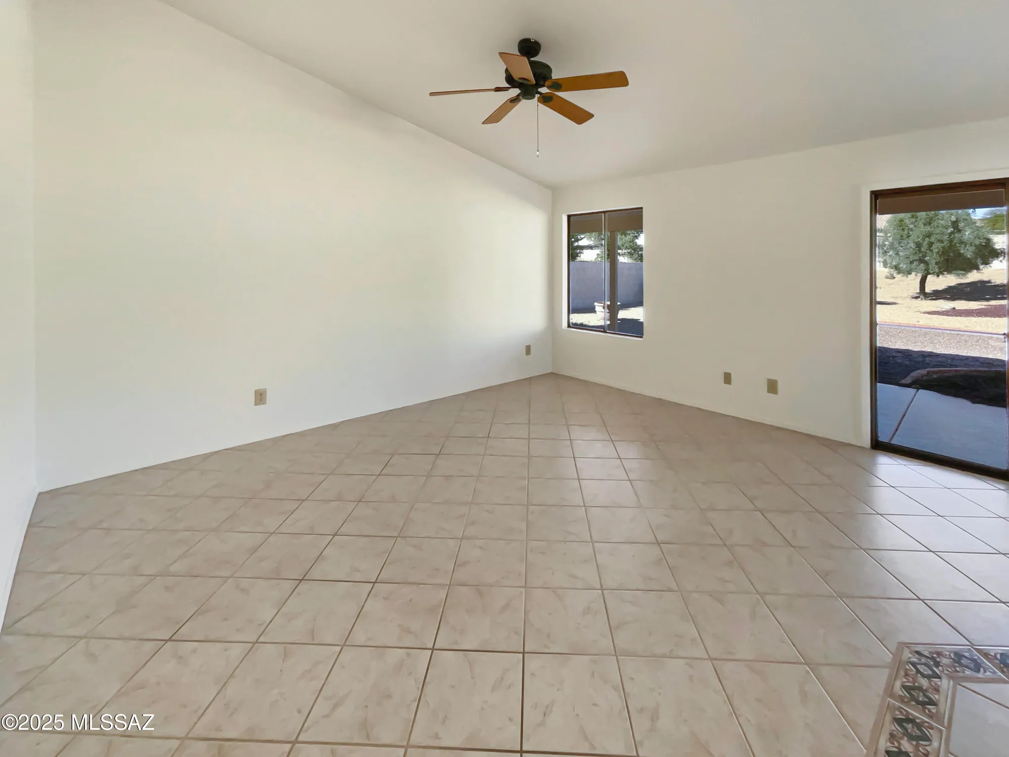 Property Slideshow image 3 of 14 | 37634 s niblick dr, Saddlebrooke, AZ, 85739