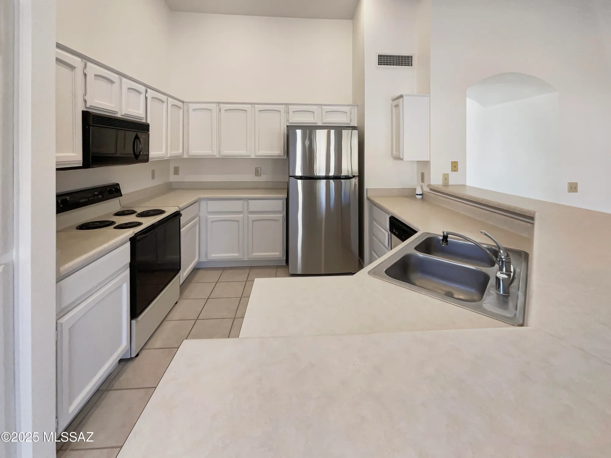 Property Slideshow image 2 of 14 | 37634 s niblick dr, Saddlebrooke, AZ, 85739