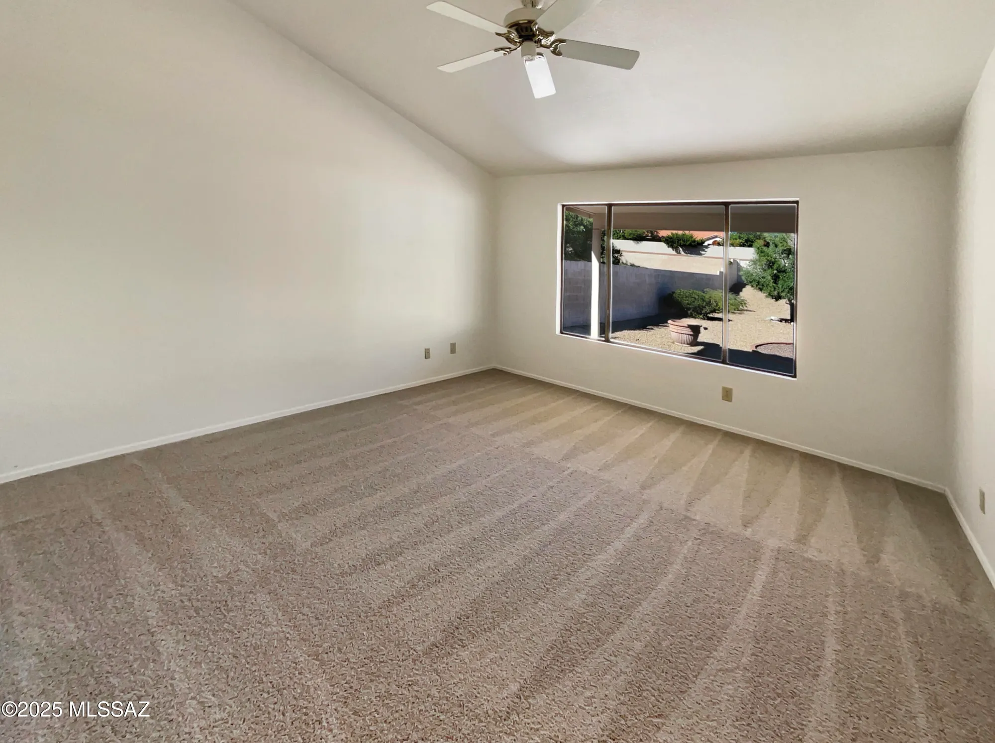 Property Slideshow image 13 of 14 | 37634 s niblick dr, Saddlebrooke, AZ, 85739