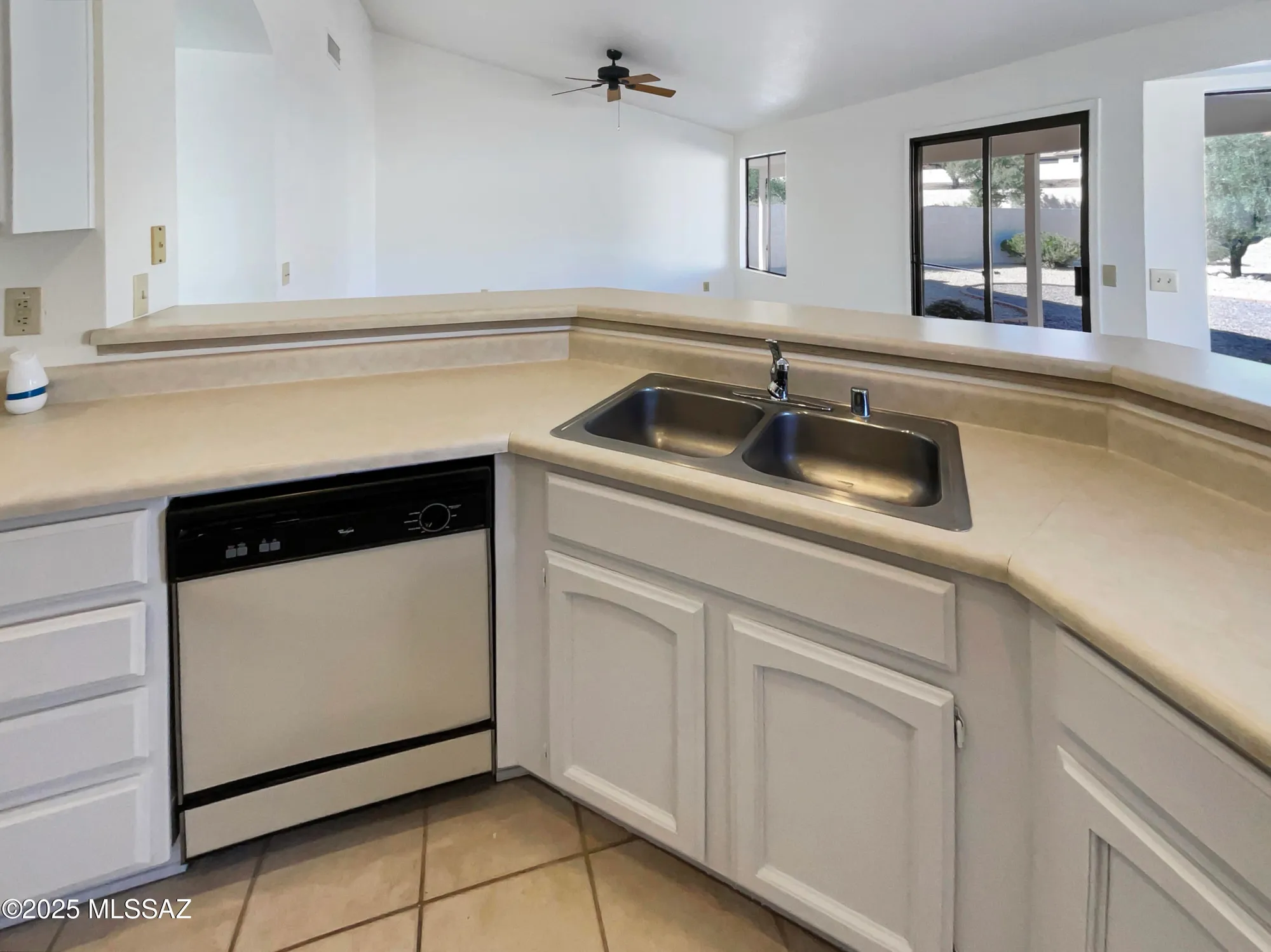 Property Slideshow image 14 of 14 | 37634 s niblick dr, Saddlebrooke, AZ, 85739