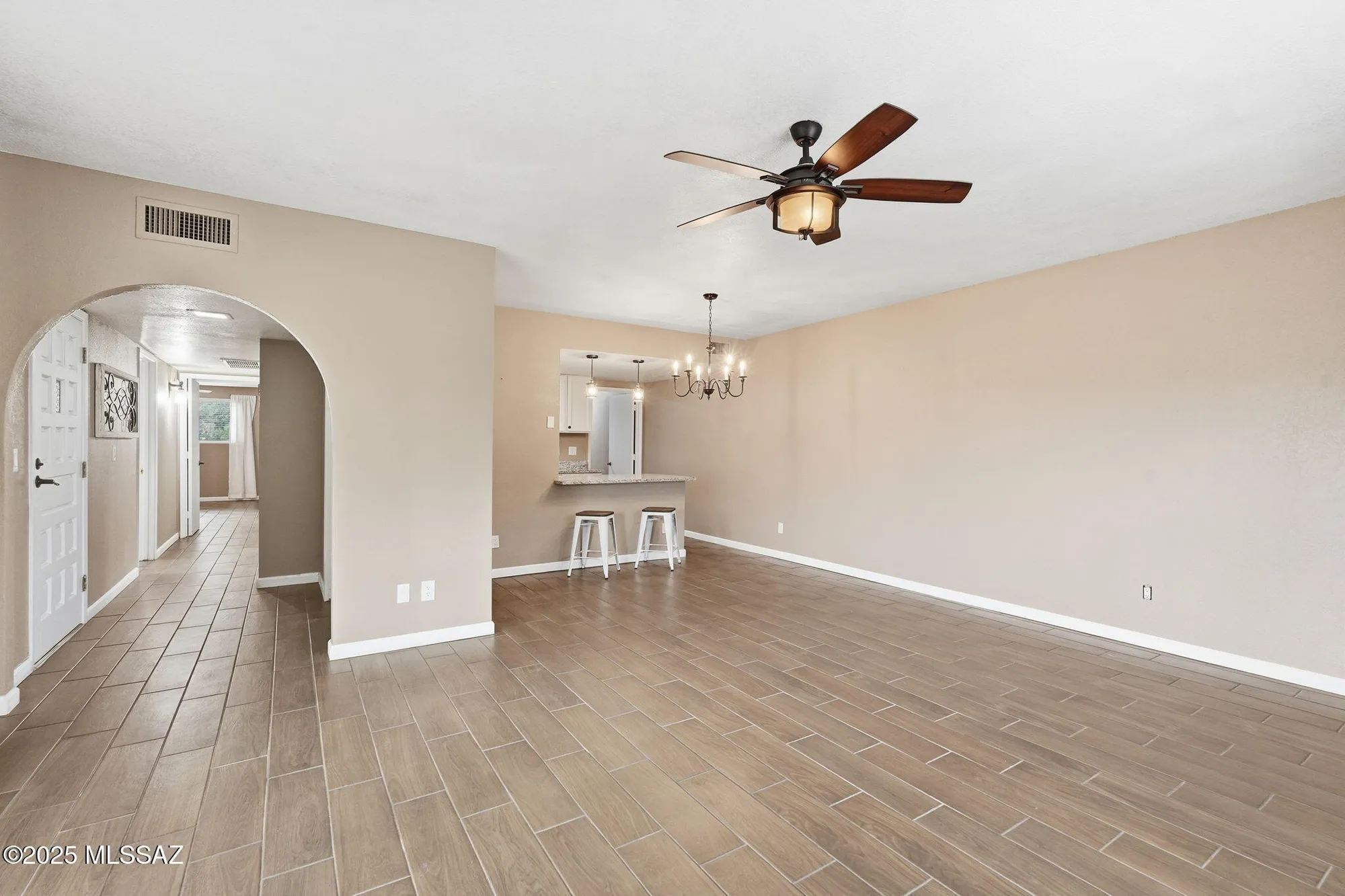 Property Slideshow image 8 of 37 | 301 n paseo de los conquistadores, Green Valley, AZ, 85614
