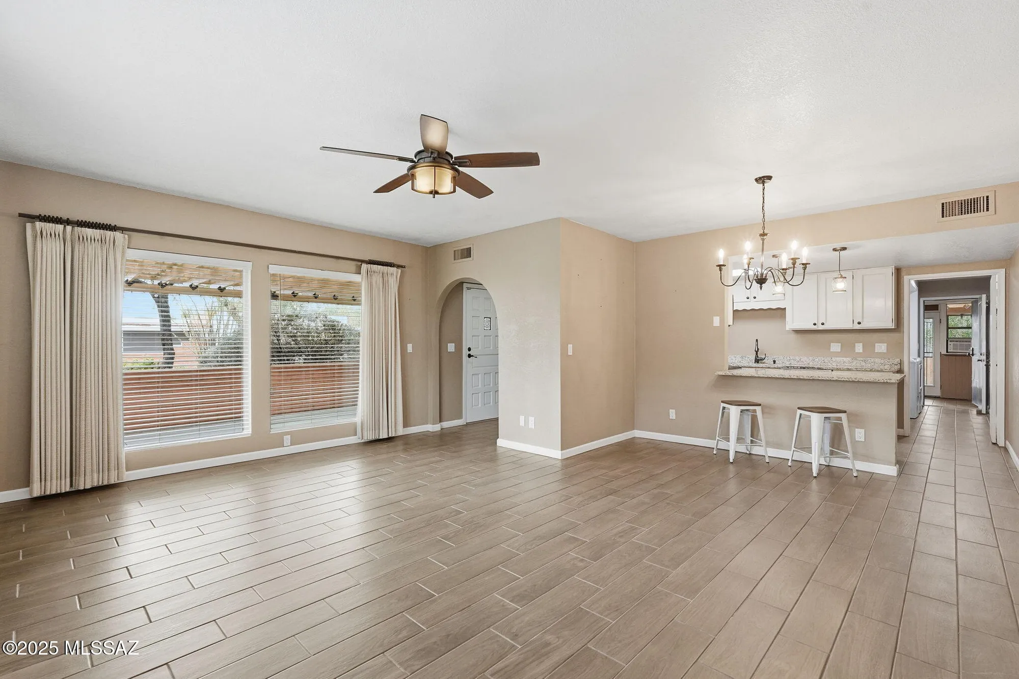 Property Slideshow image 9 of 37 | 301 n paseo de los conquistadores, Green Valley, AZ, 85614