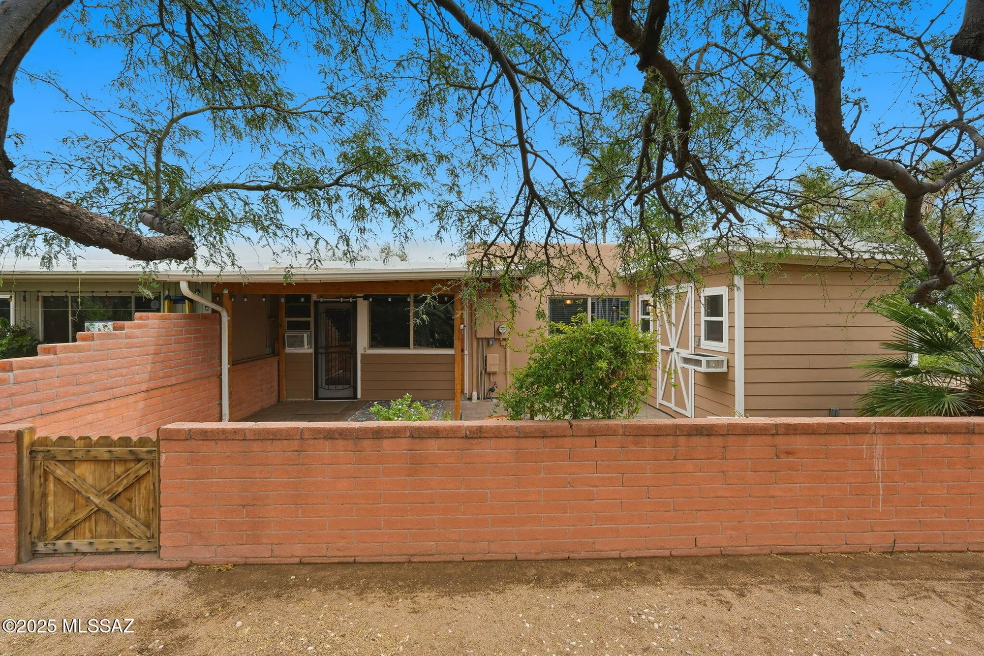 Property Slideshow image 2 of 37 | 301 n paseo de los conquistadores, Green Valley, AZ, 85614