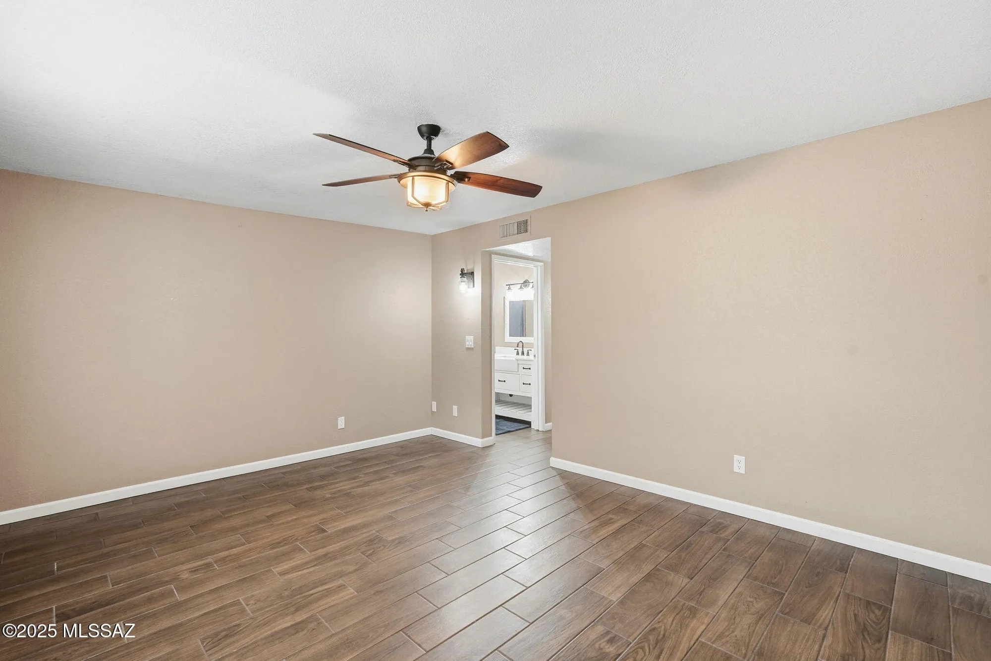 Property Slideshow image 18 of 37 | 301 n paseo de los conquistadores, Green Valley, AZ, 85614