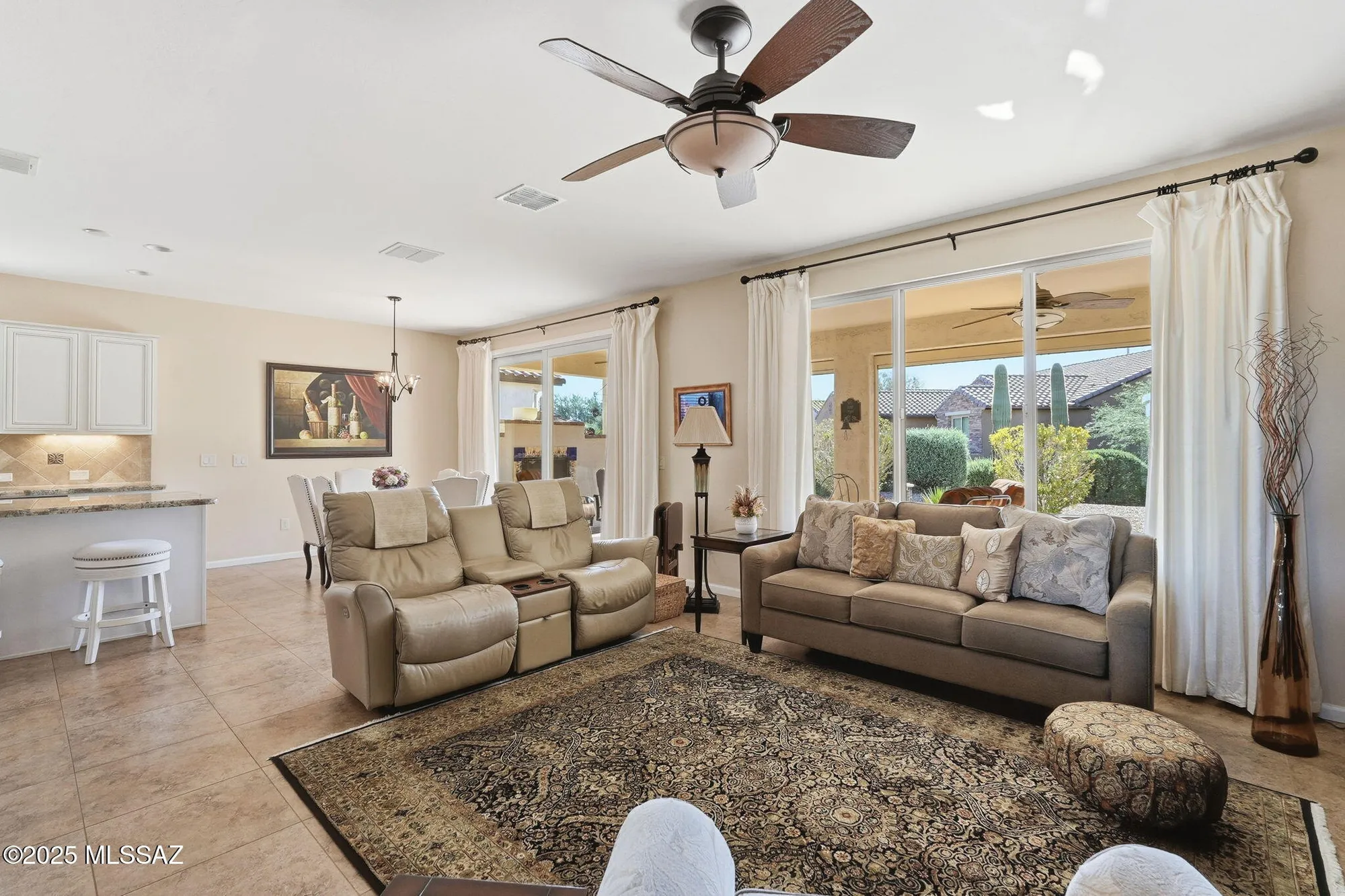 Property Slideshow image 7 of 42 | 2196 e thunderchief dr, Green Valley, AZ, 85614