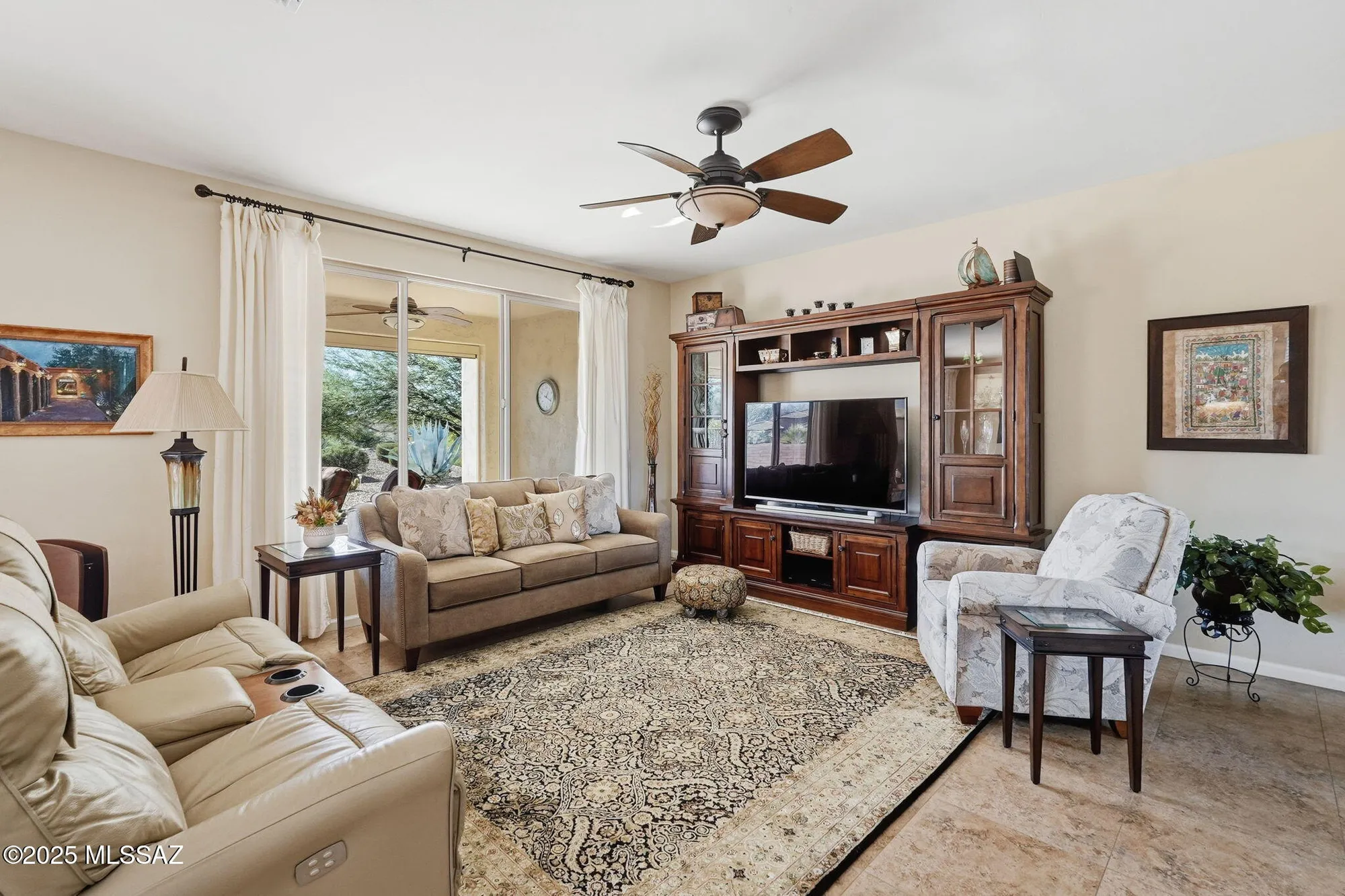 Property Slideshow image 8 of 42 | 2196 e thunderchief dr, Green Valley, AZ, 85614