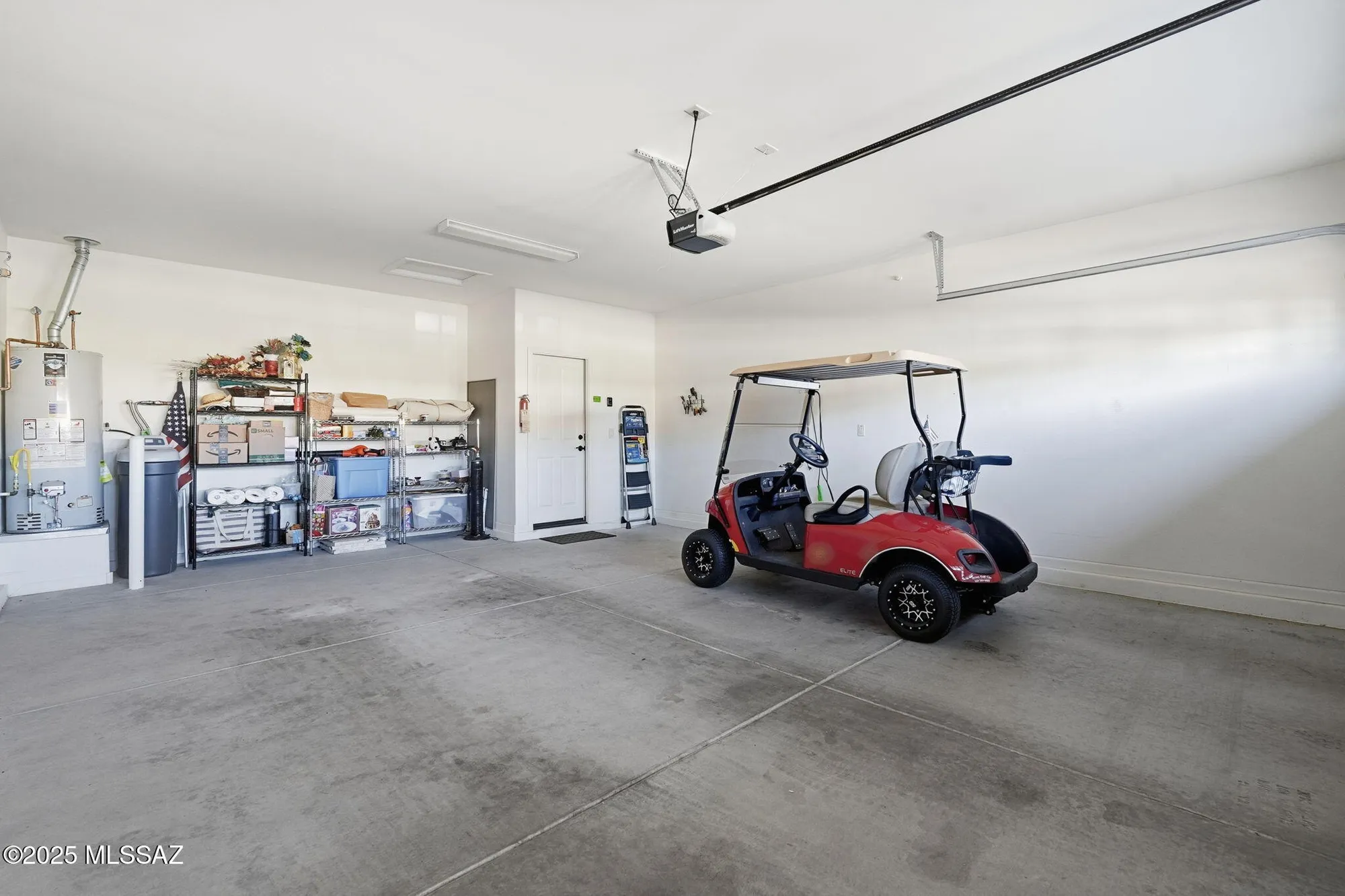 Property Slideshow image 30 of 42 | 2196 e thunderchief dr, Green Valley, AZ, 85614