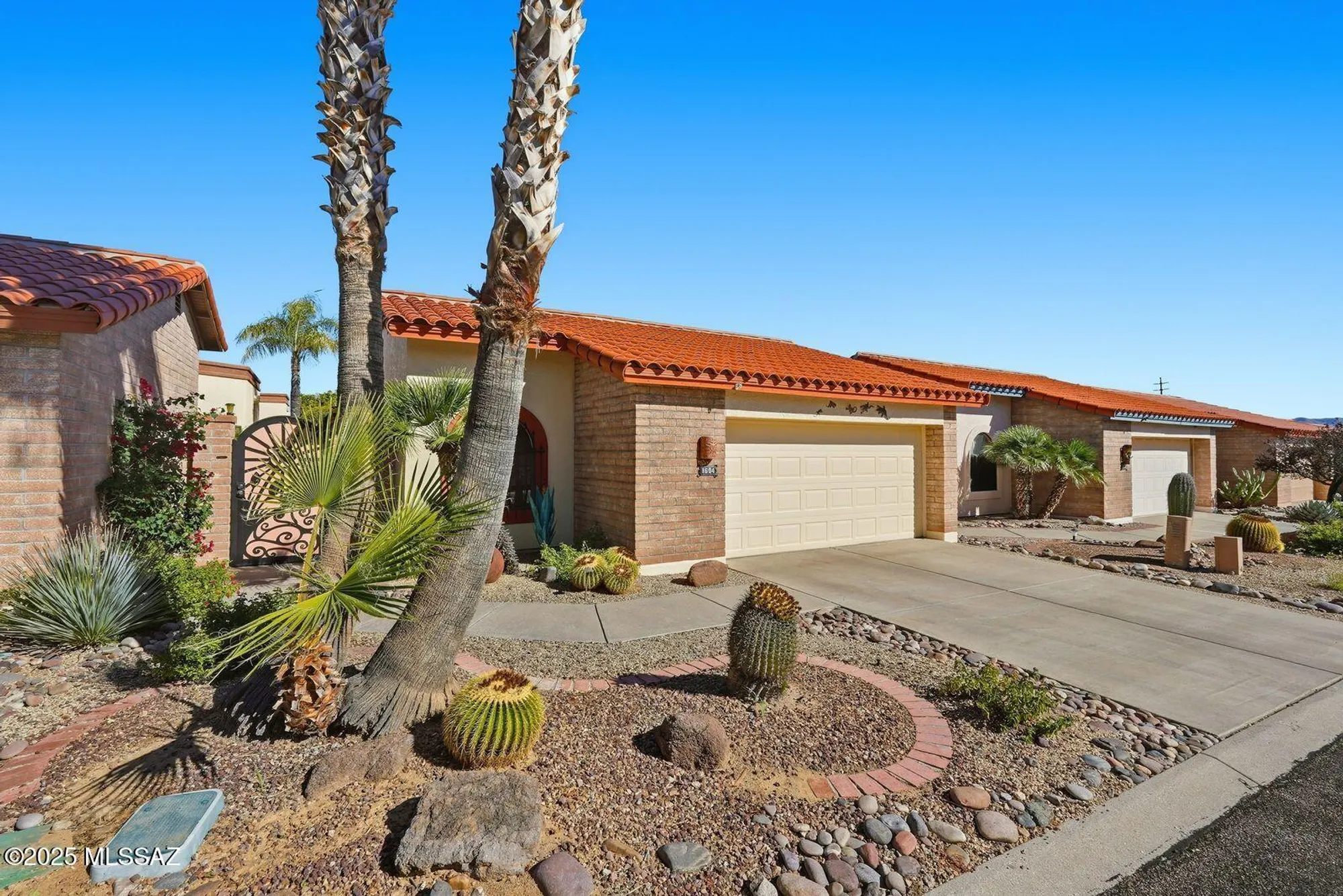 Property Slideshow image 2 of 50 | 1604 w vuelta salvatierra, Green Valley, AZ, 85622