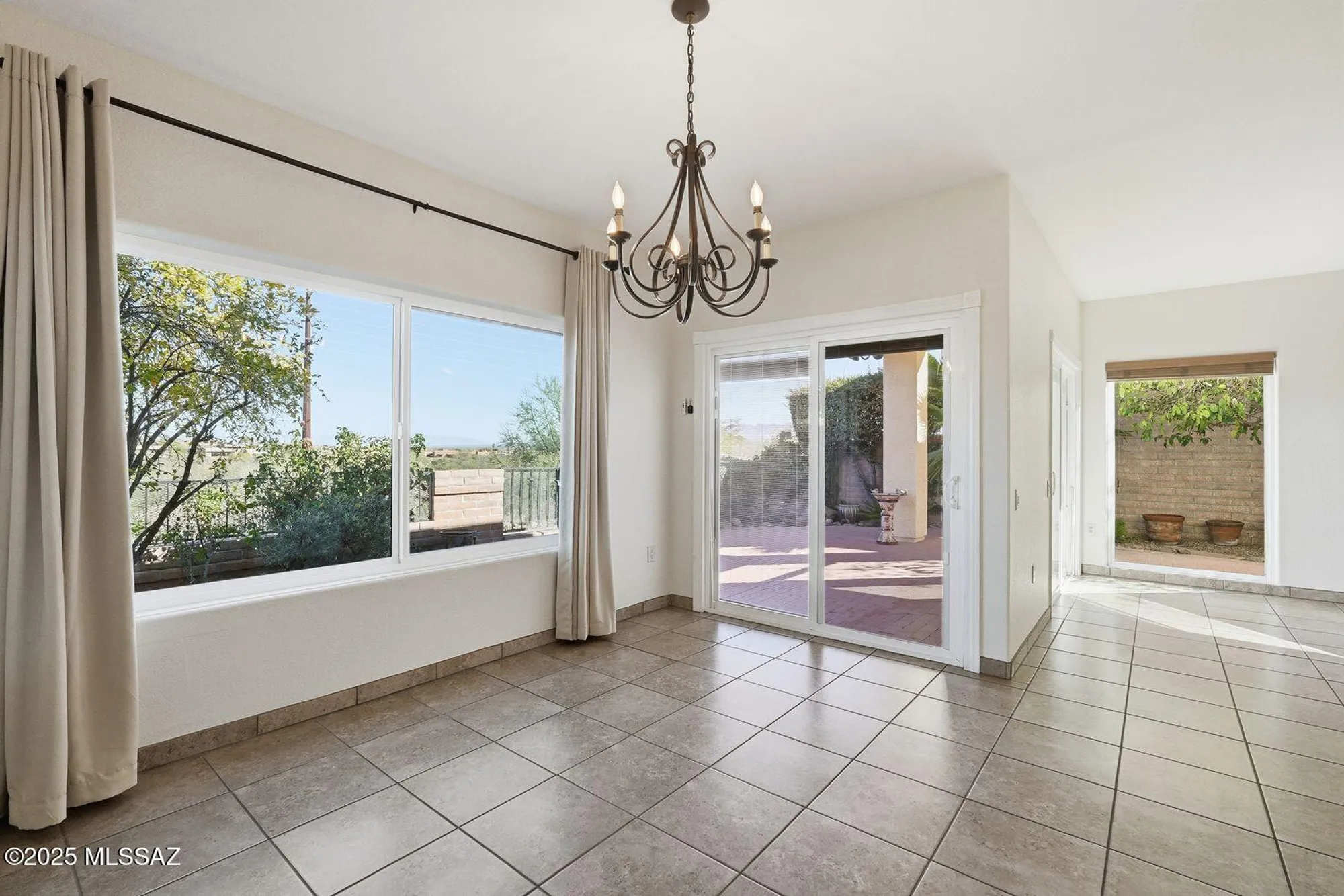 Property Slideshow image 12 of 50 | 1604 w vuelta salvatierra, Green Valley, AZ, 85622