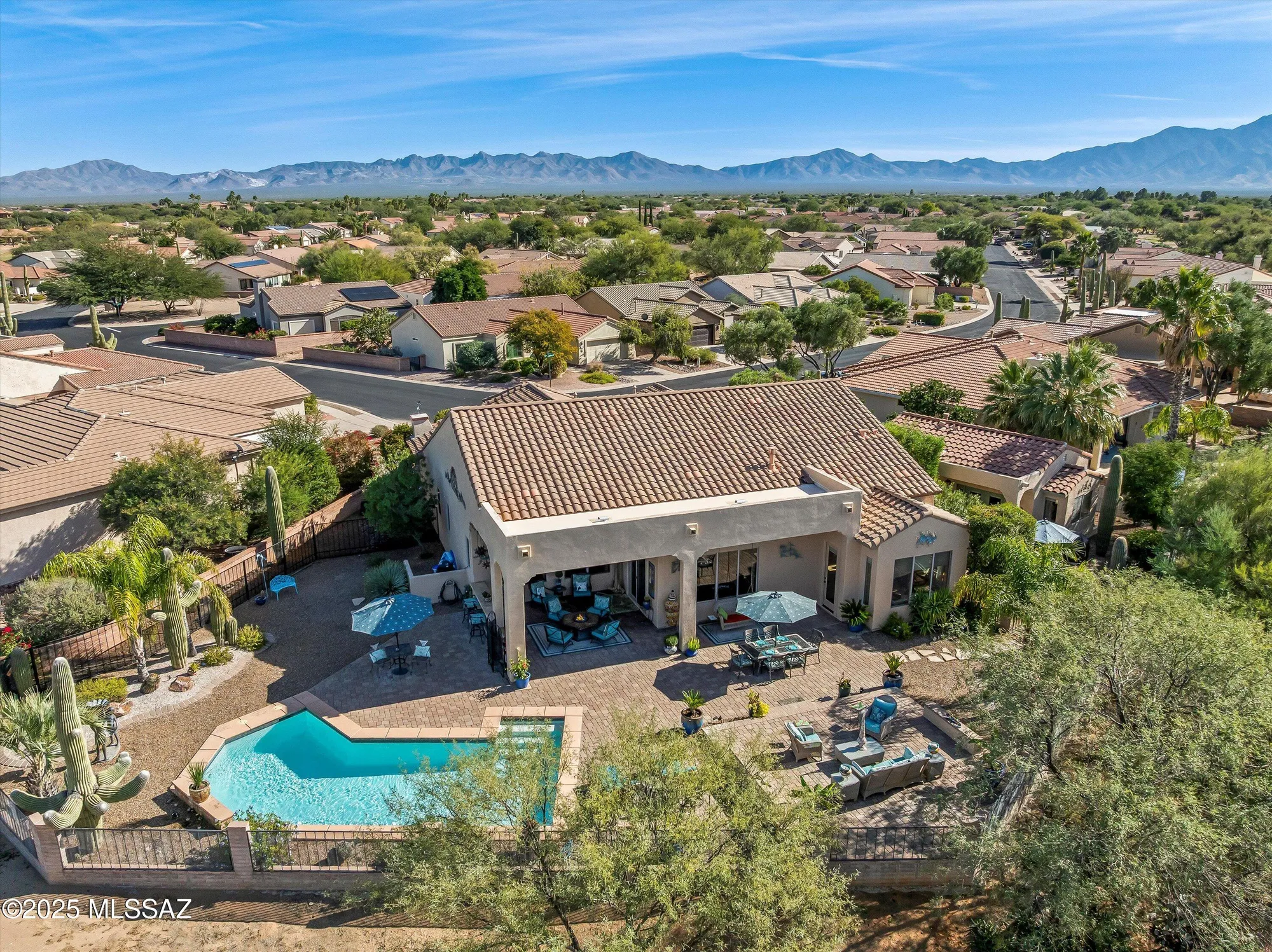 Property Slideshow image 46 of 51 | 1537 n bank swallow rd, Green Valley, AZ, 85614