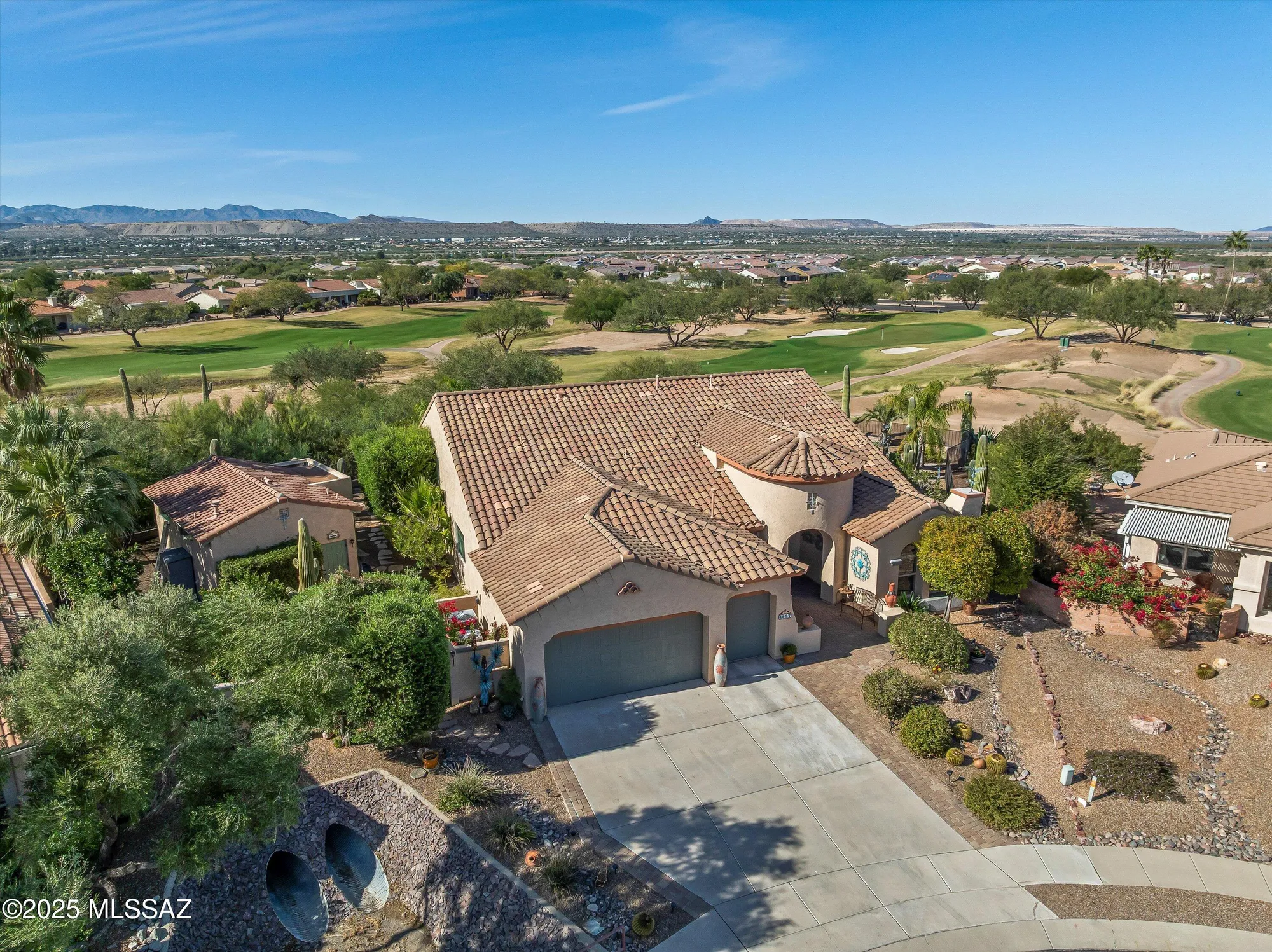 Property Slideshow image 44 of 51 | 1537 n bank swallow rd, Green Valley, AZ, 85614