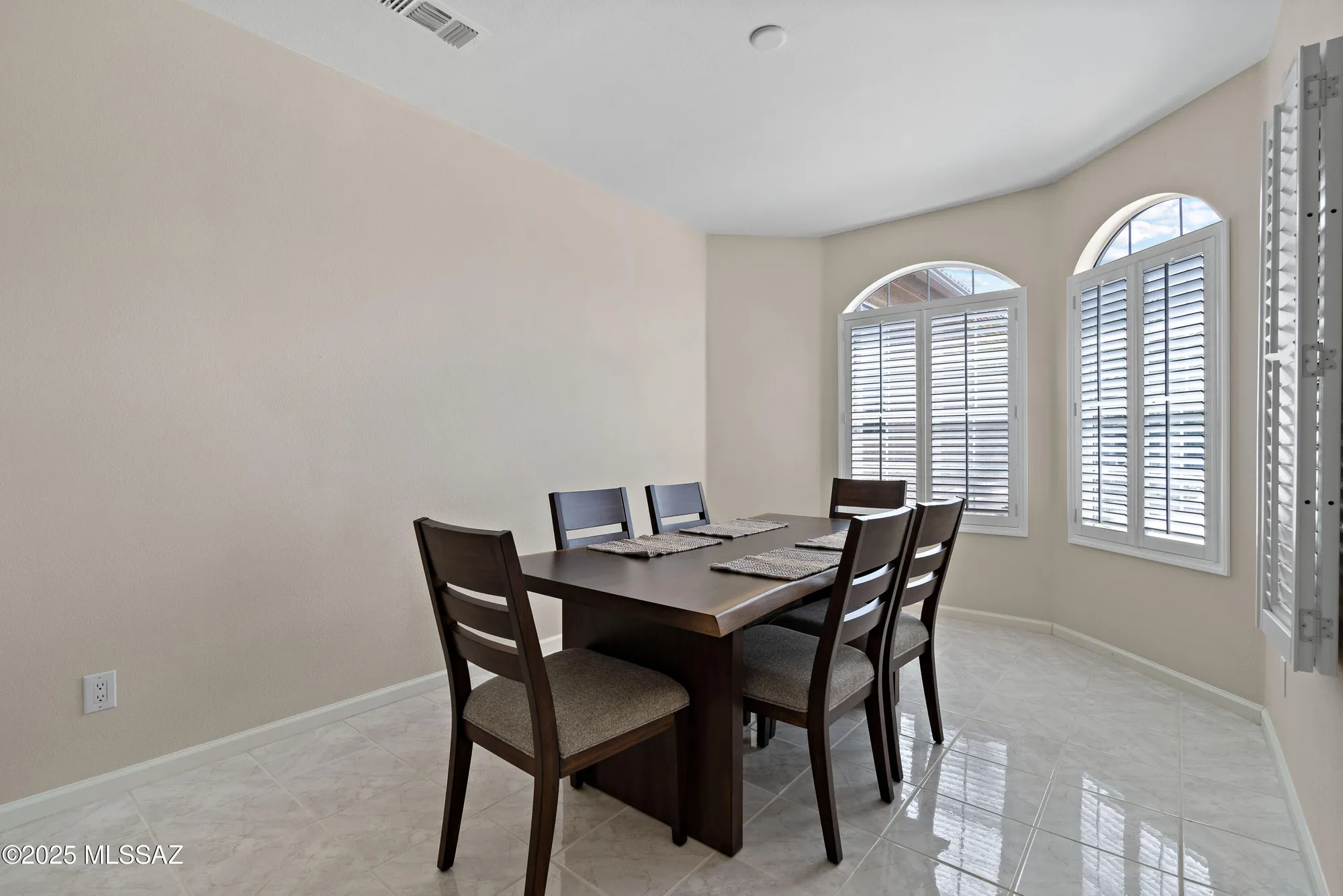 Property Slideshow image 8 of 51 | 36180 s canyon brook dr, Tucson, AZ, 85739