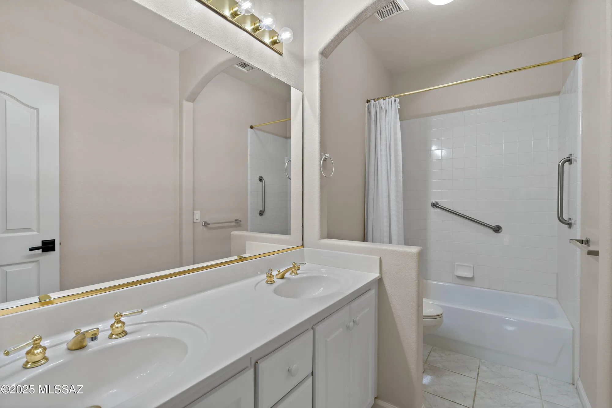 Property Slideshow image 26 of 51 | 36180 s canyon brook dr, Tucson, AZ, 85739