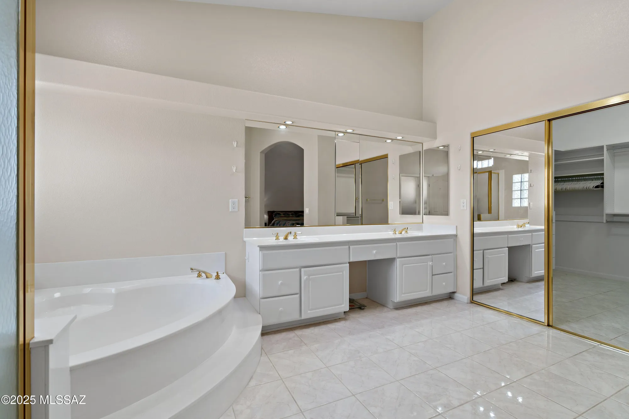 Property Slideshow image 31 of 51 | 36180 s canyon brook dr, Tucson, AZ, 85739