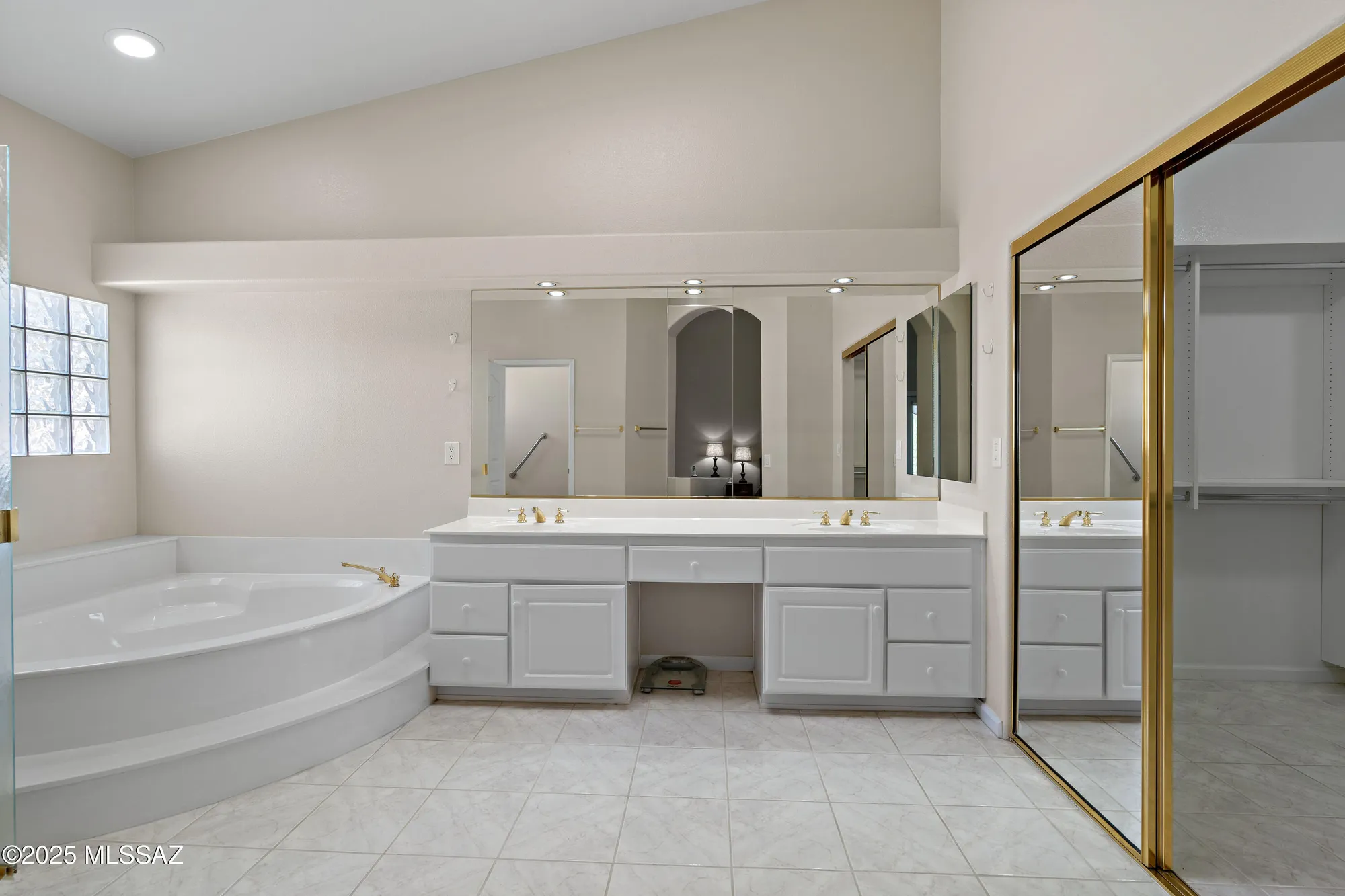 Property Slideshow image 29 of 51 | 36180 s canyon brook dr, Tucson, AZ, 85739