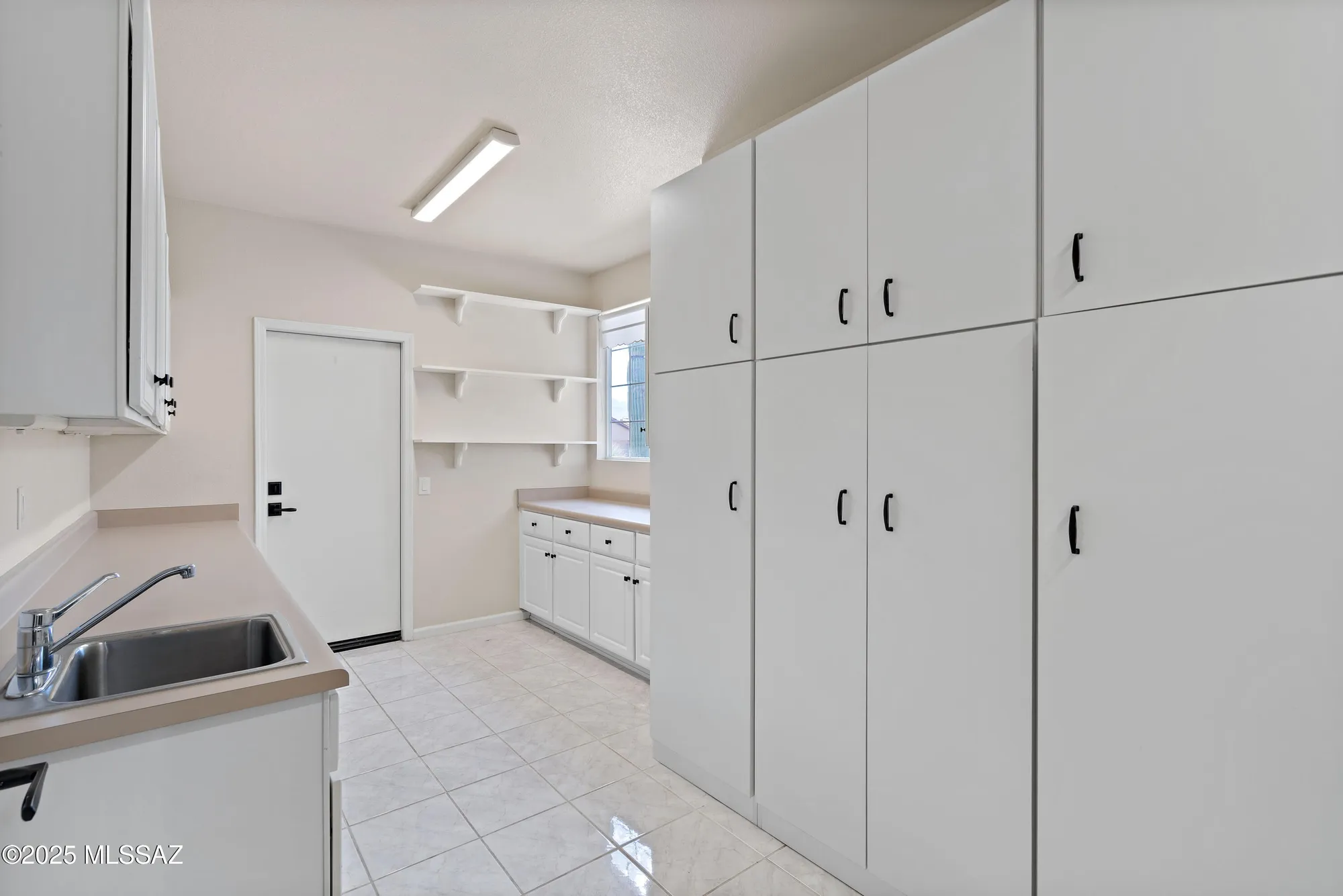 Property Slideshow image 36 of 51 | 36180 s canyon brook dr, Tucson, AZ, 85739