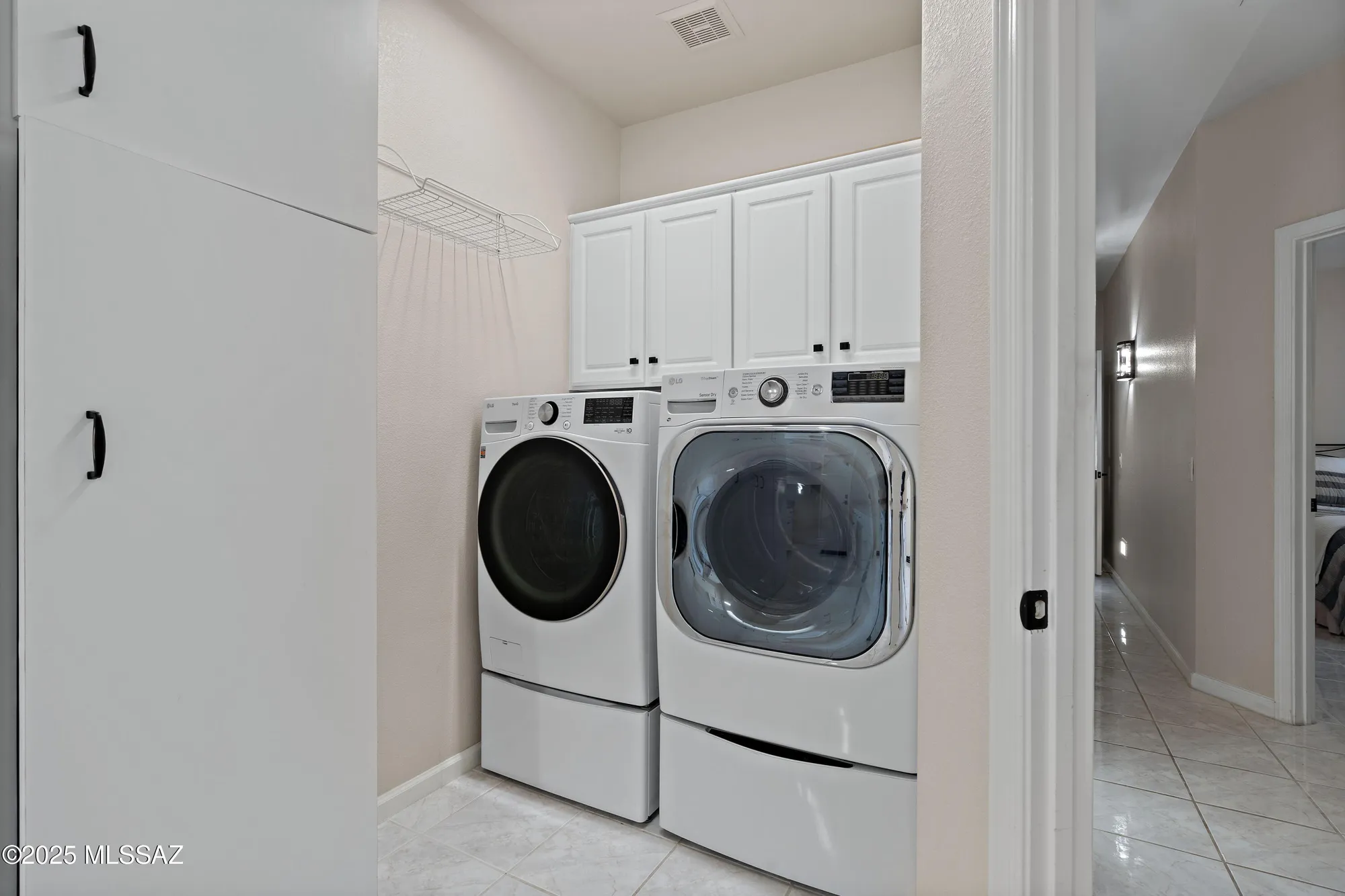 Property Slideshow image 37 of 51 | 36180 s canyon brook dr, Tucson, AZ, 85739