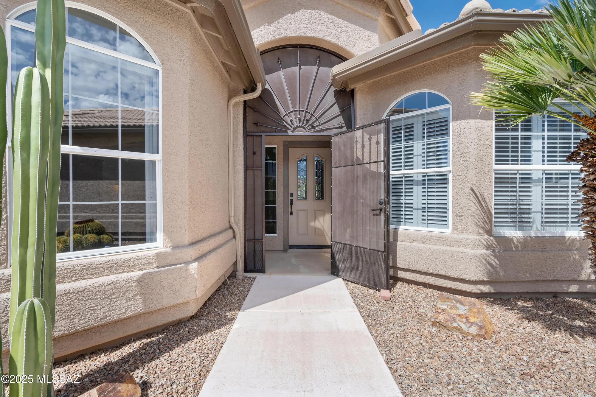 Property Slideshow image 7 of 51 | 36180 s canyon brook dr, Tucson, AZ, 85739