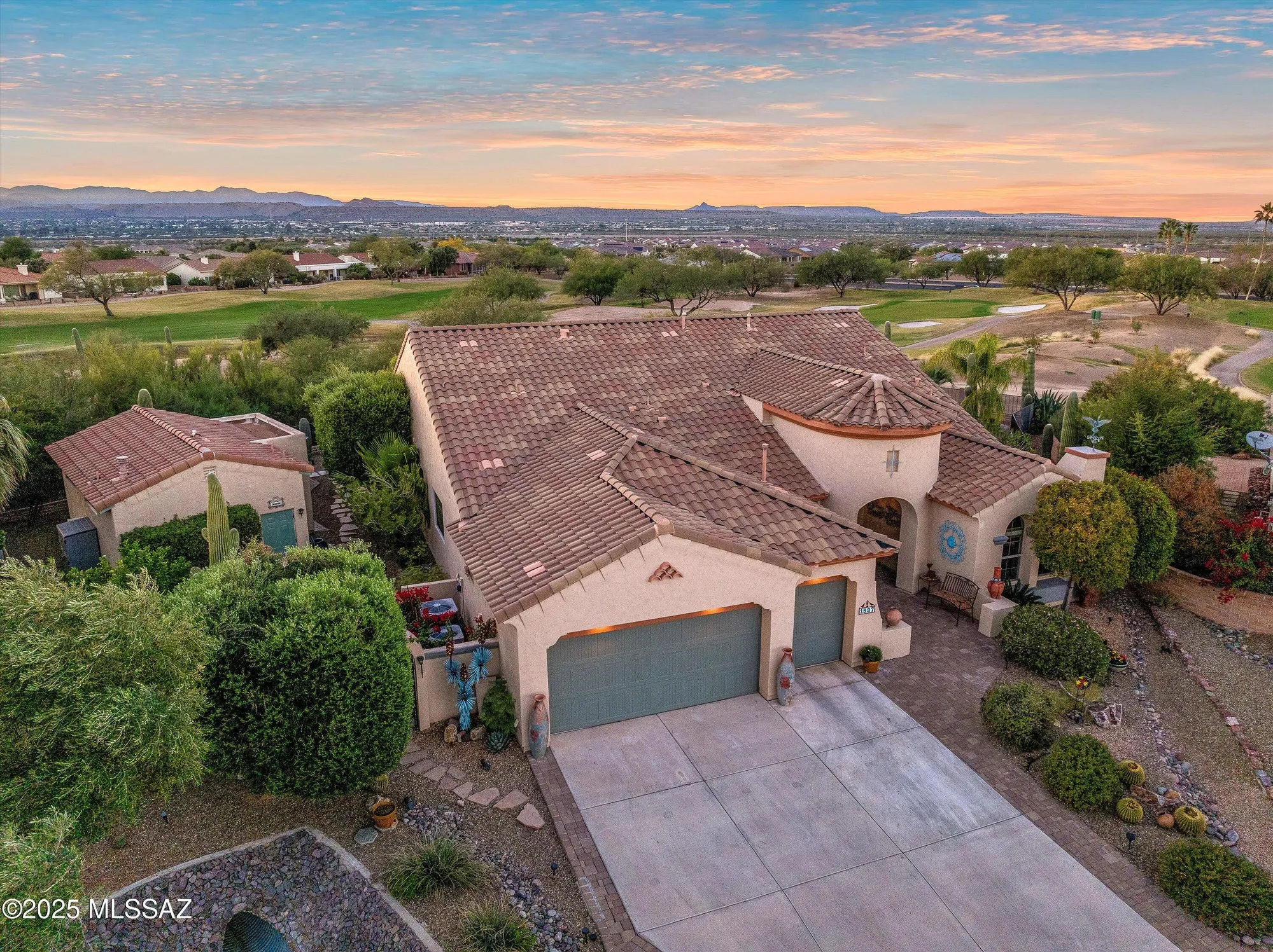 Property Slideshow image 49 of 51 | 1537 n bank swallow rd, Green Valley, AZ, 85614