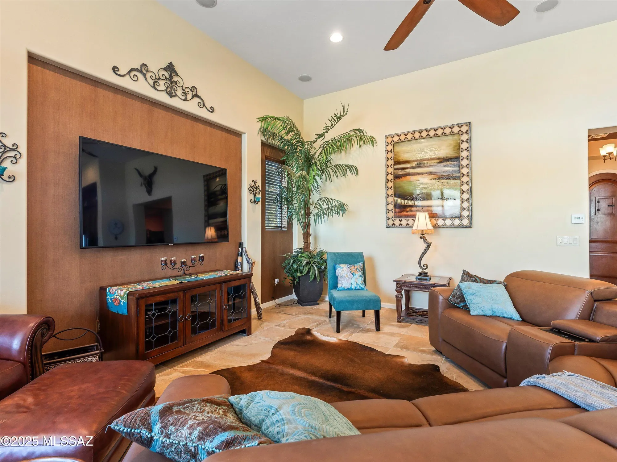 Property Slideshow image 6 of 51 | 1537 n bank swallow rd, Green Valley, AZ, 85614