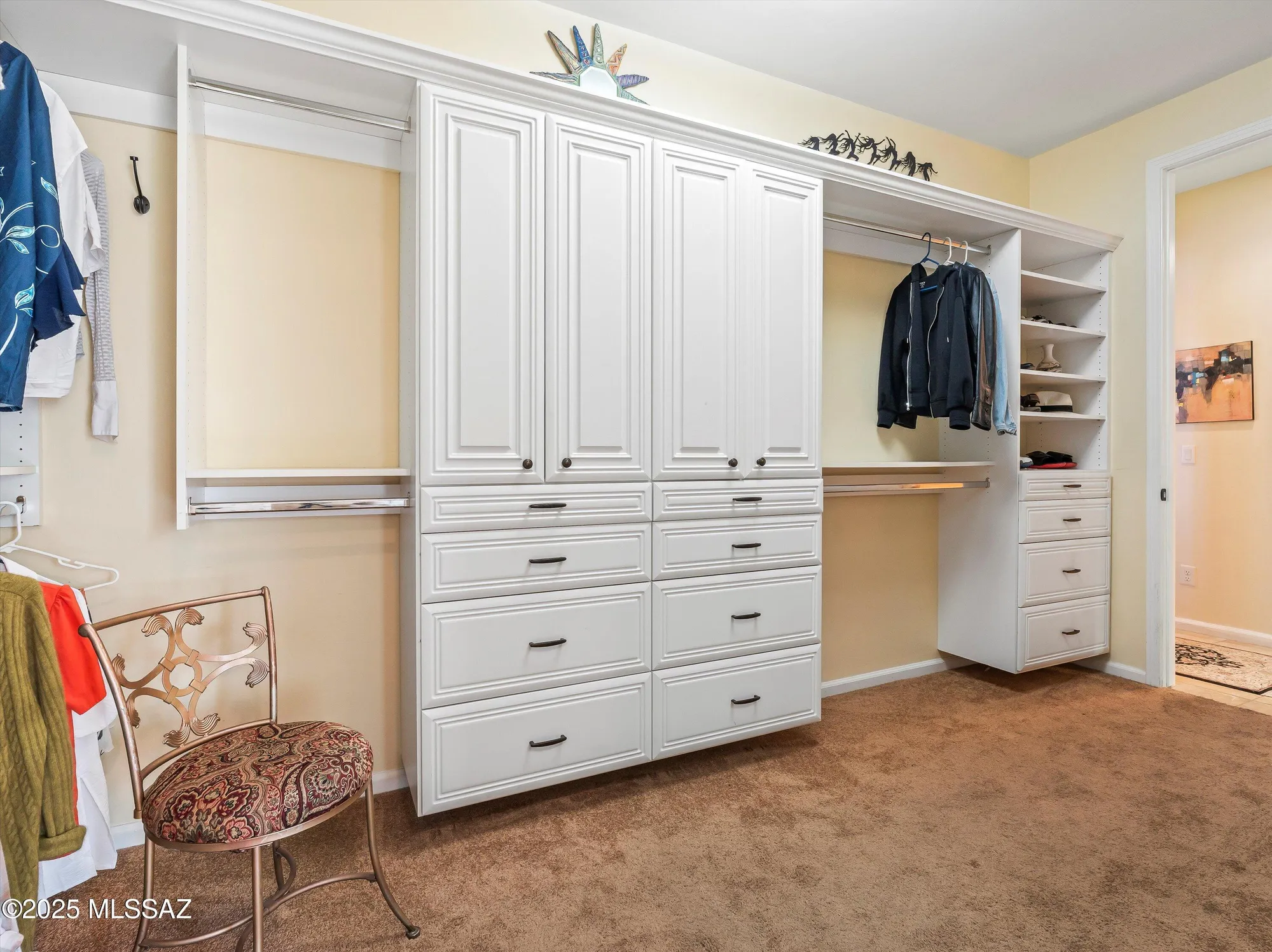 Property Slideshow image 19 of 51 | 1537 n bank swallow rd, Green Valley, AZ, 85614