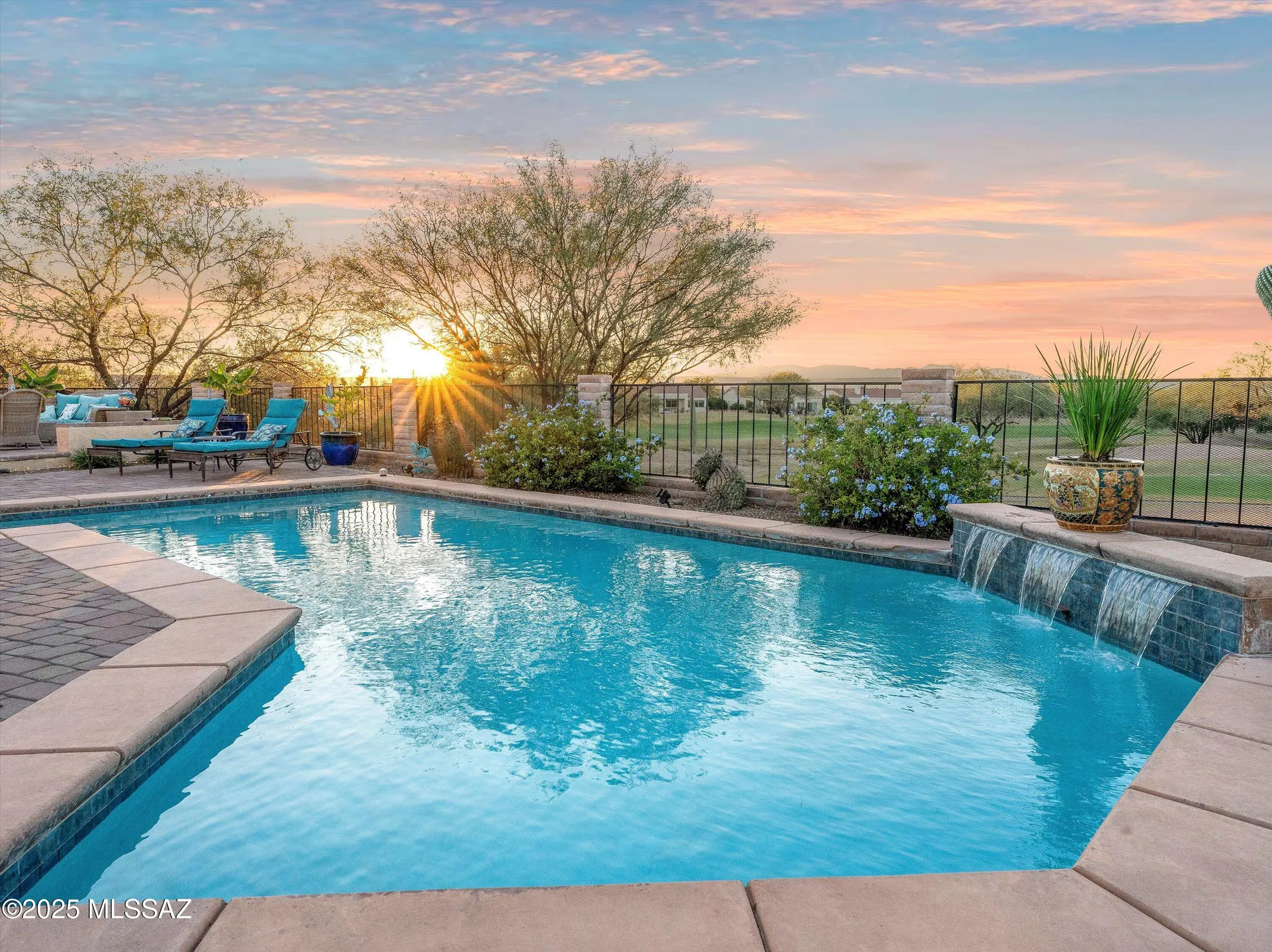 Property Slideshow image 26 of 51 | 1537 n bank swallow rd, Green Valley, AZ, 85614