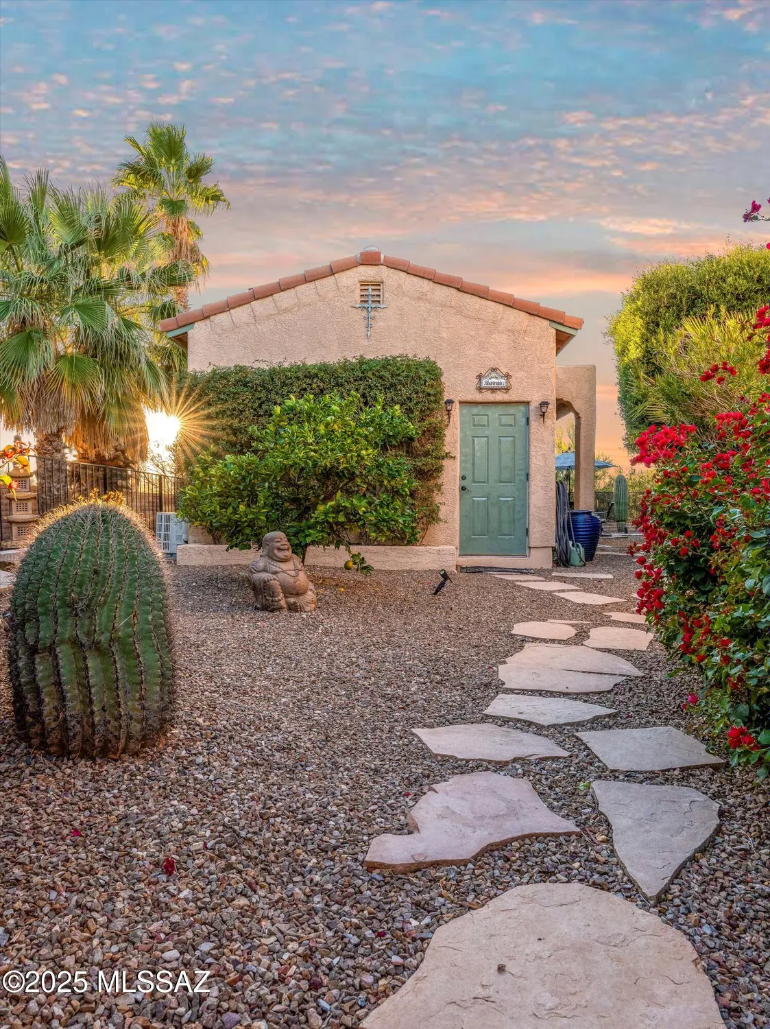 Property Slideshow image 36 of 51 | 1537 n bank swallow rd, Green Valley, AZ, 85614