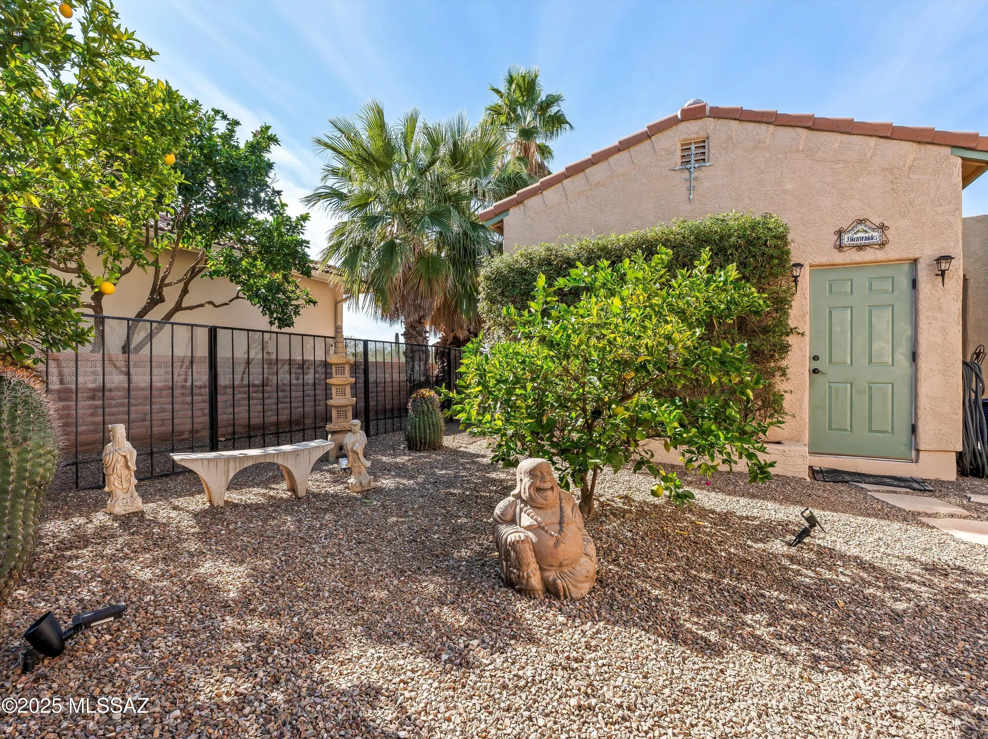 Property Slideshow image 37 of 51 | 1537 n bank swallow rd, Green Valley, AZ, 85614