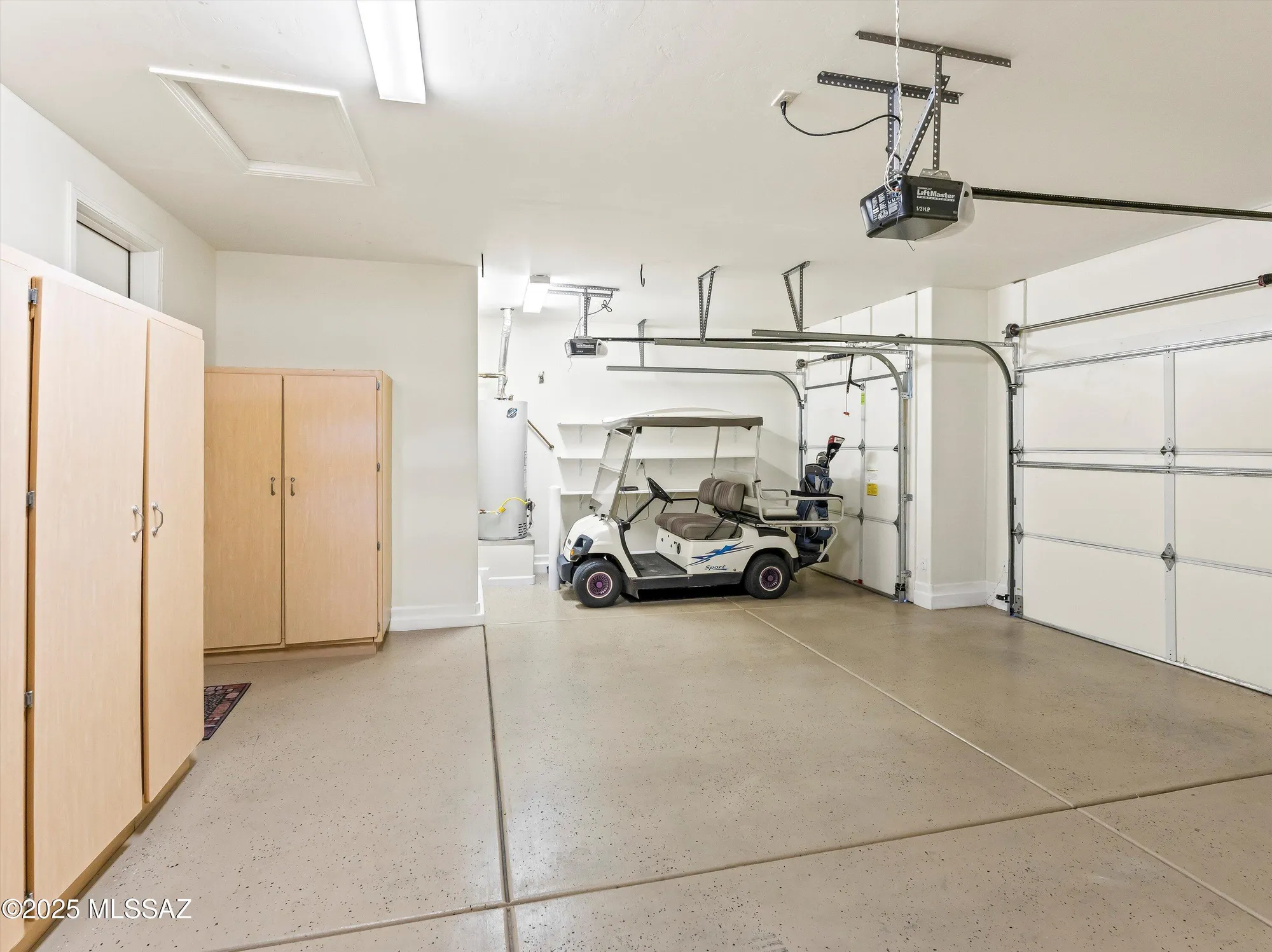 Property Slideshow image 42 of 51 | 1537 n bank swallow rd, Green Valley, AZ, 85614