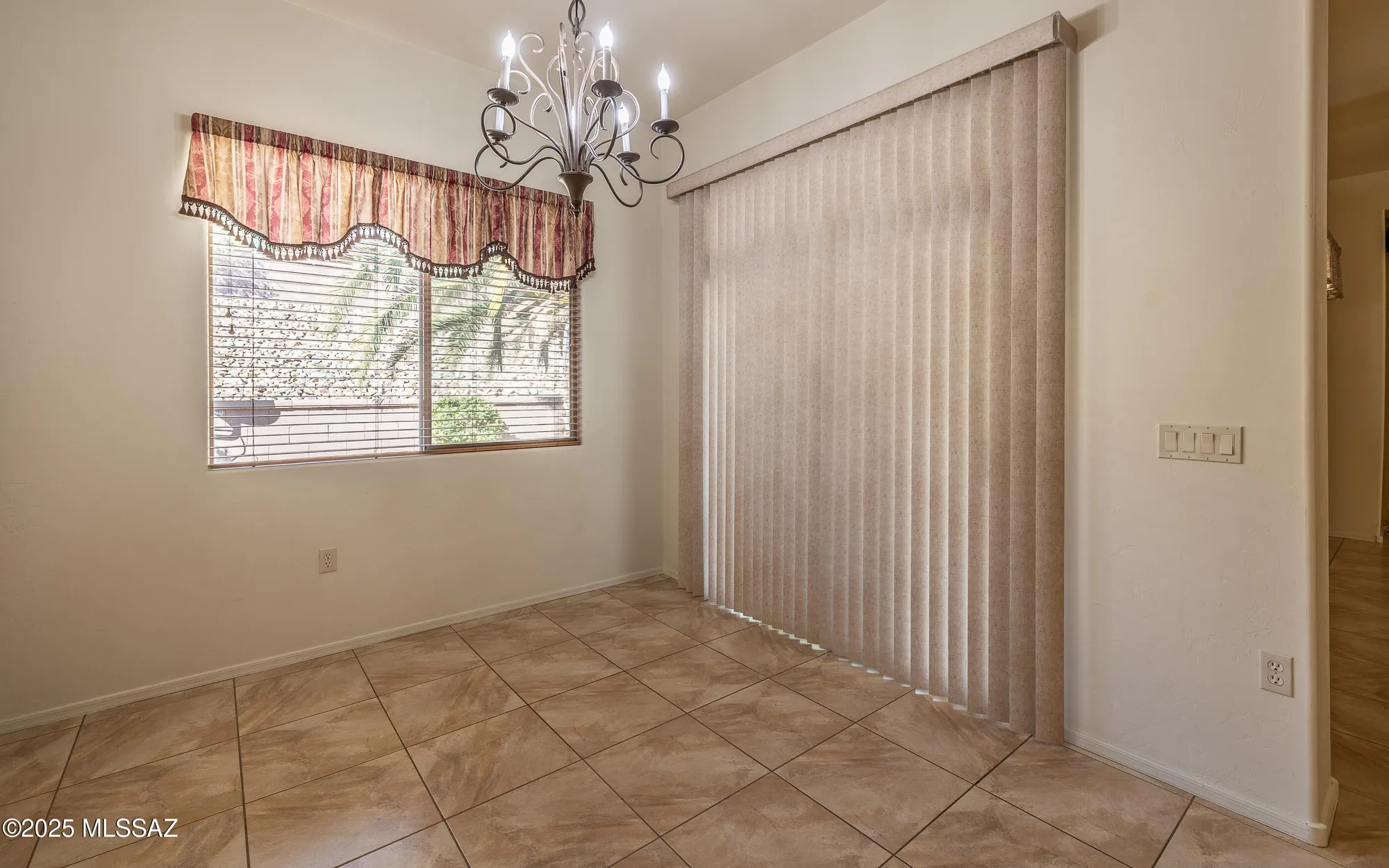 Property Slideshow image 8 of 44 | 5860 s painted canyon dr, Green Valley, AZ, 85622
