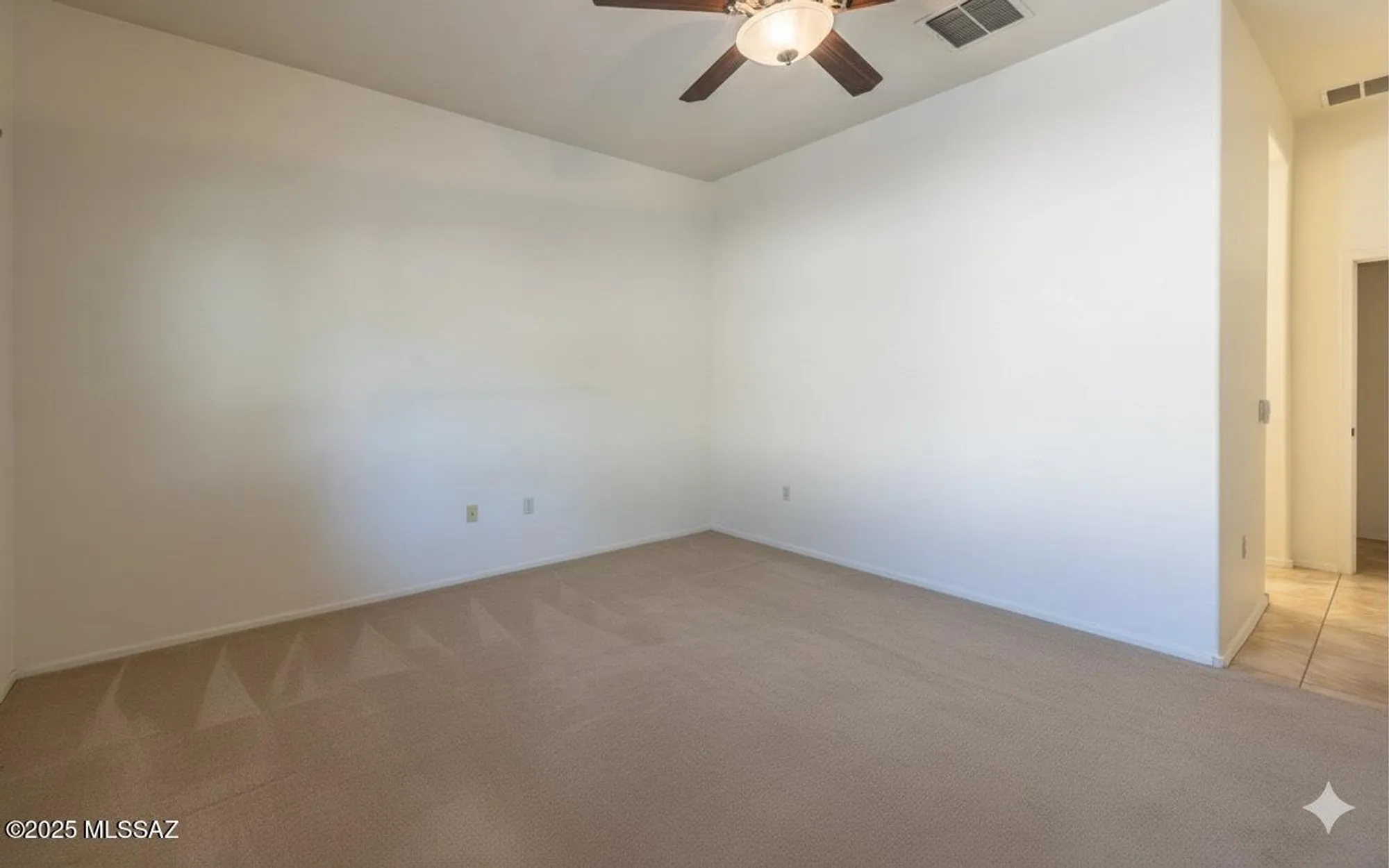 Property Slideshow image 14 of 44 | 5860 s painted canyon dr, Green Valley, AZ, 85622