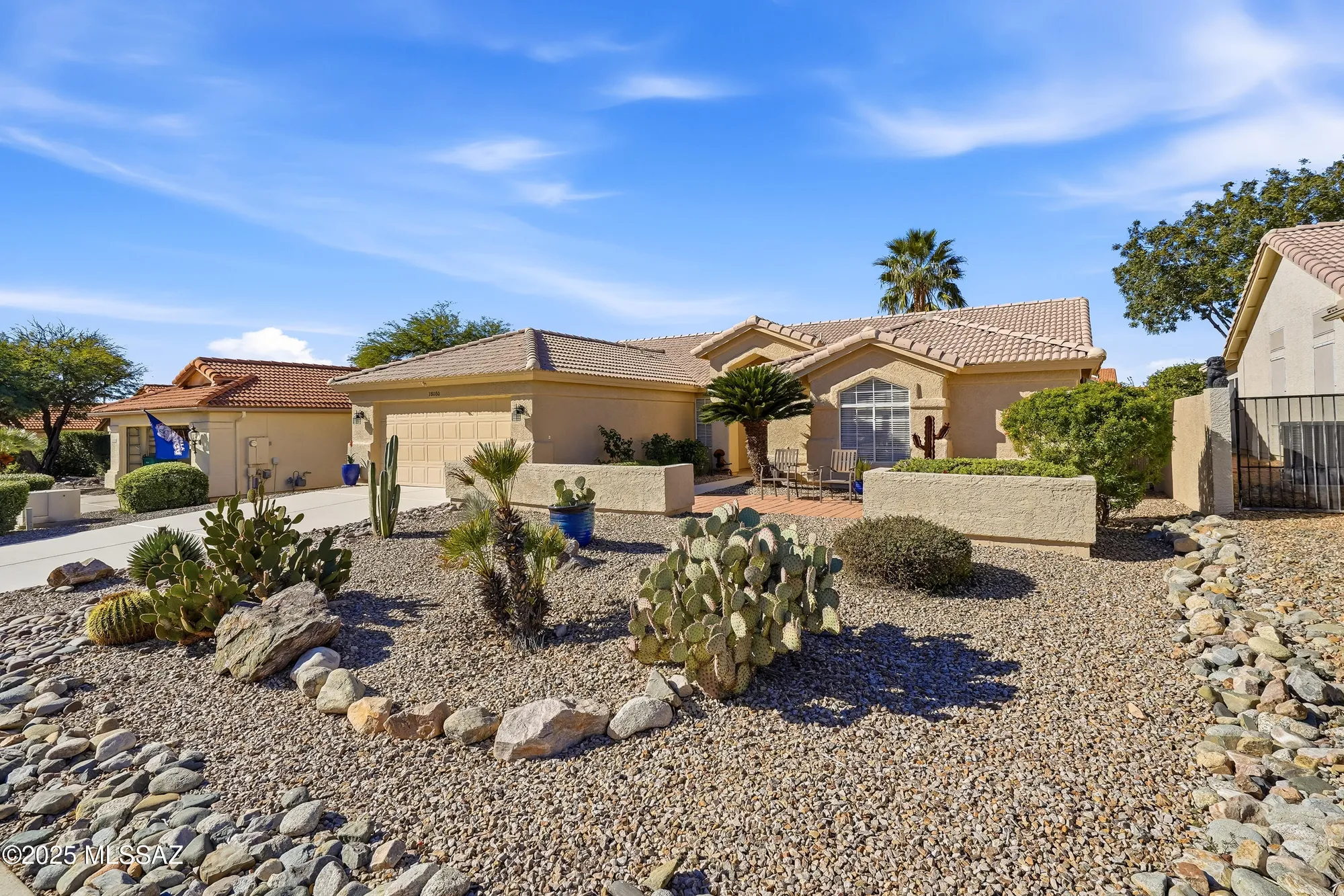 Property Slideshow image 4 of 46 | 38080 s elbow bend dr, Saddlebrooke, AZ, 85739