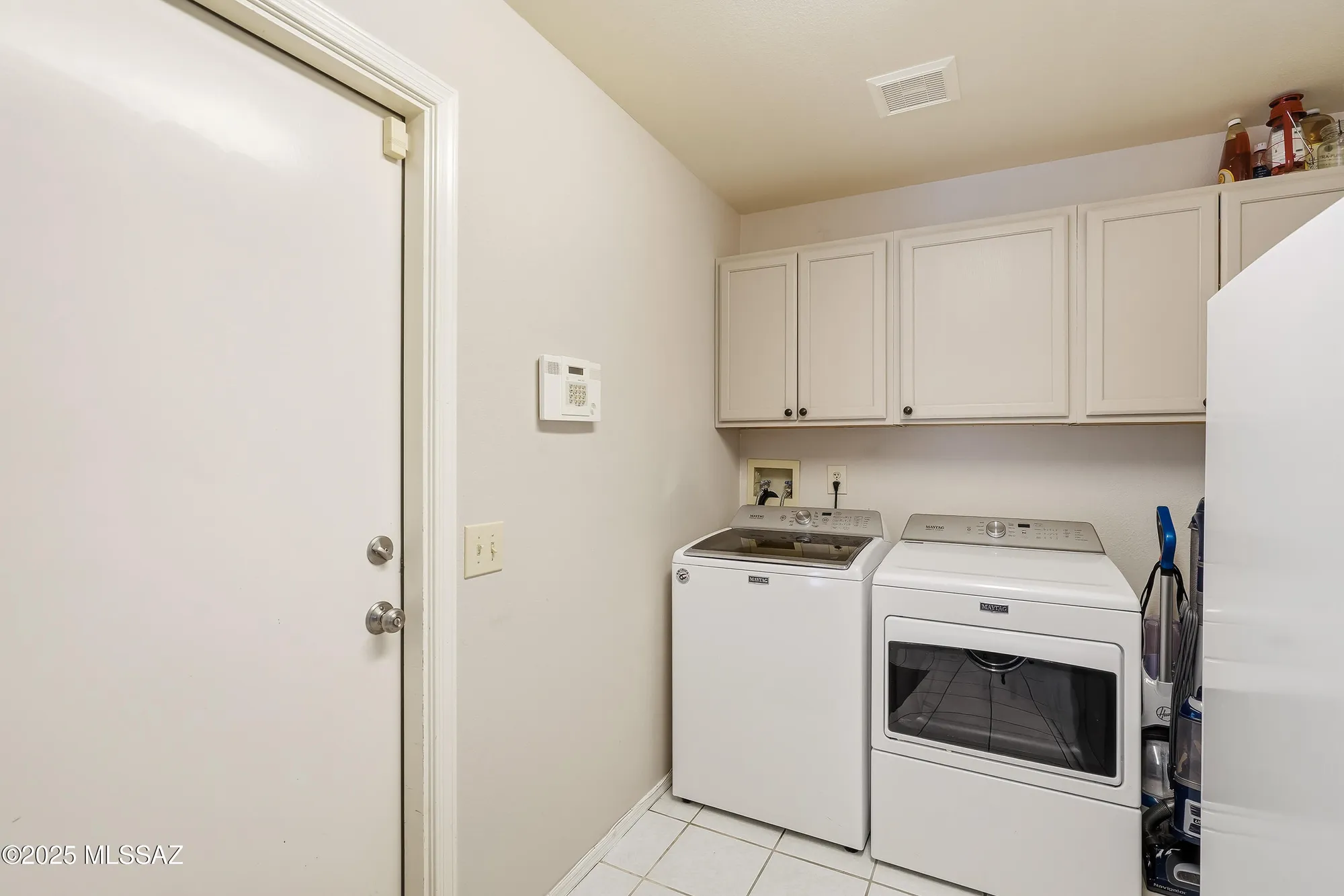 Property Slideshow image 27 of 46 | 38080 s elbow bend dr, Saddlebrooke, AZ, 85739