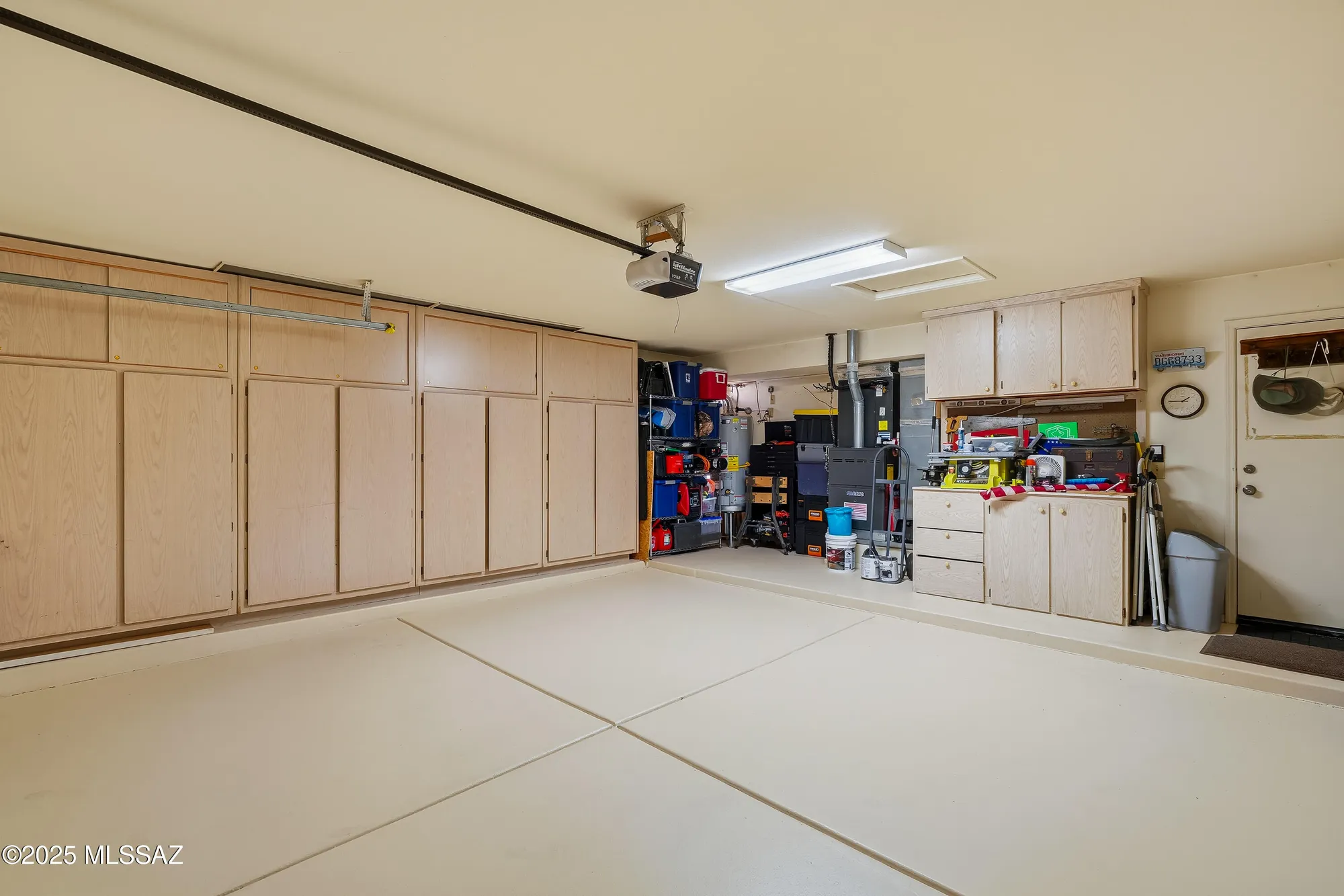 Property Slideshow image 28 of 46 | 38080 s elbow bend dr, Saddlebrooke, AZ, 85739