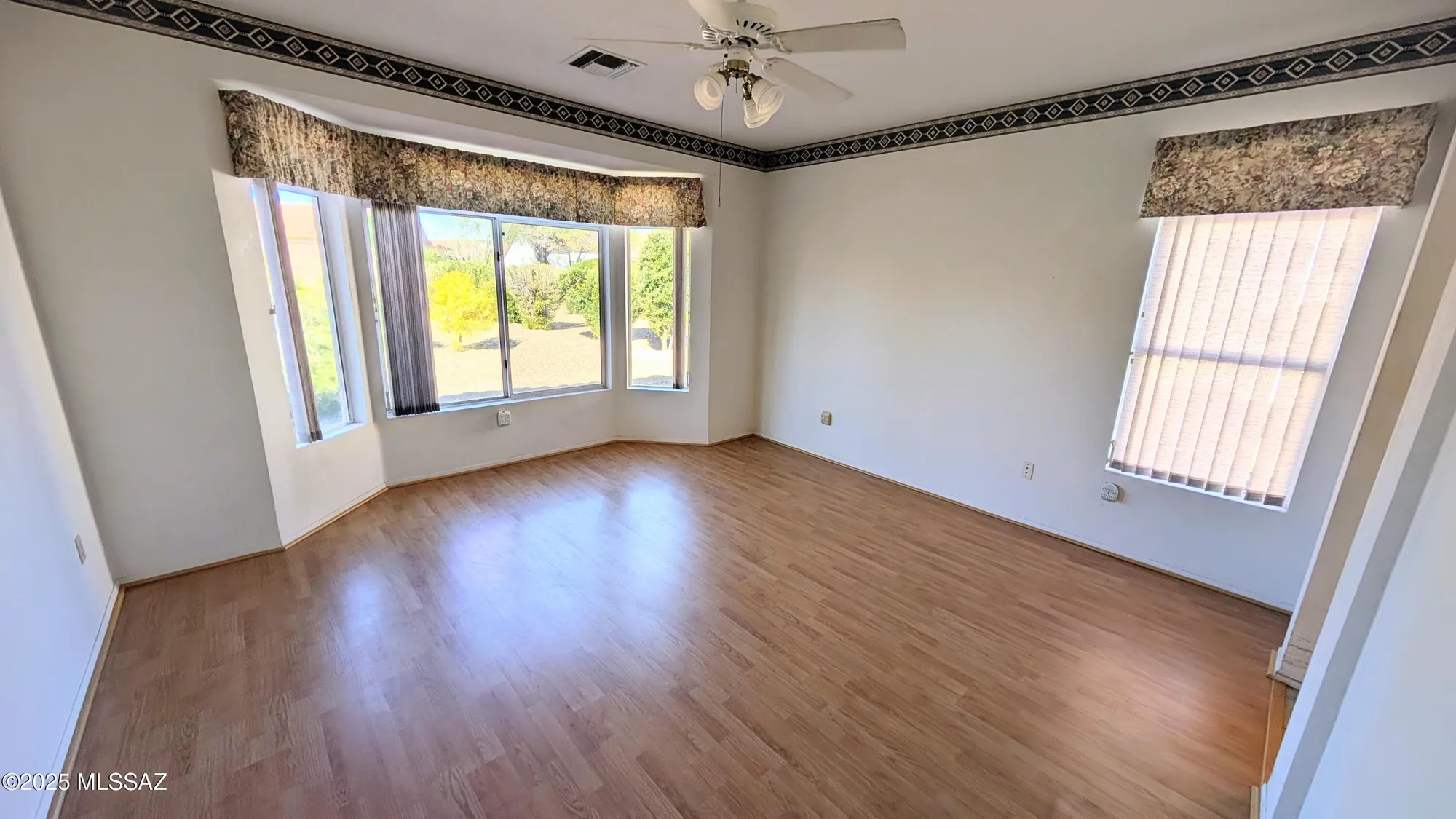 Property Slideshow image 14 of 25 | 14701 n alamo canyon dr, Oro Valley, AZ, 85755