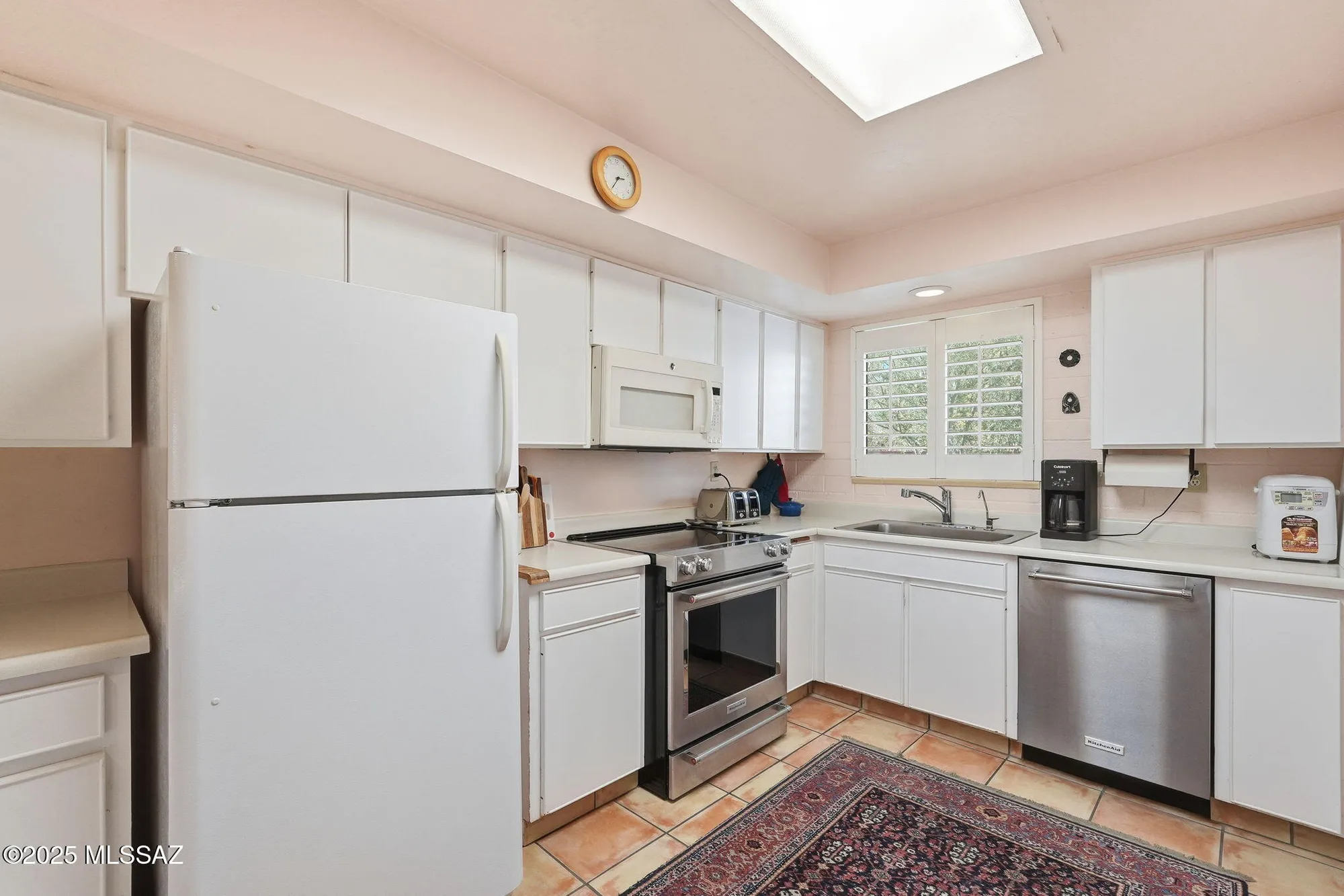 Property Slideshow image 10 of 37 | 656 s paseo de amigos, Green Valley, AZ, 85614