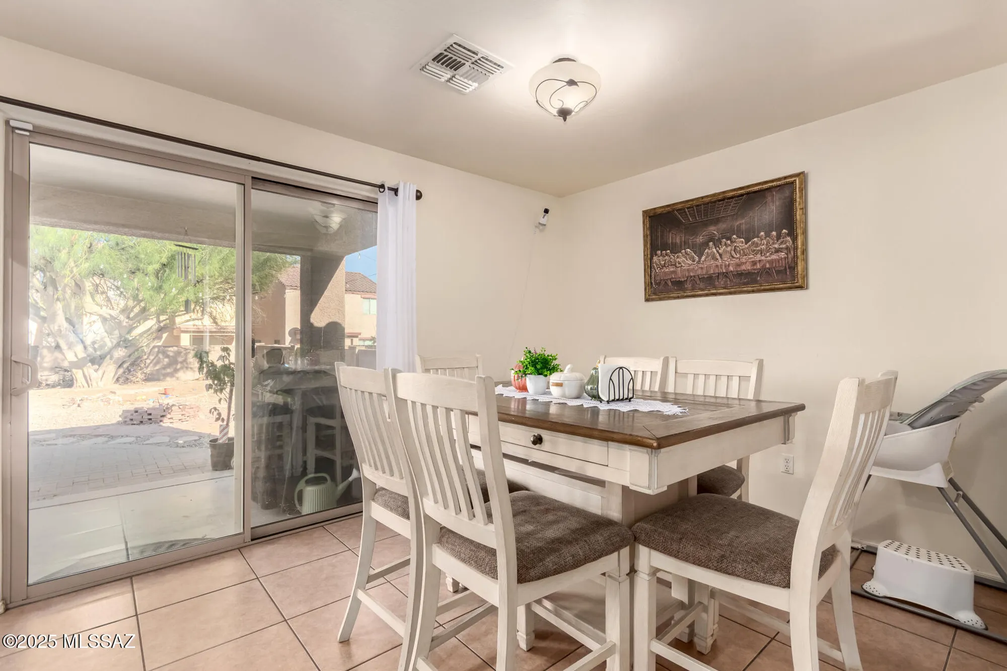 Property Slideshow image 9 of 24 | 14361 s camino vallado, Sahuarita, AZ, 85629