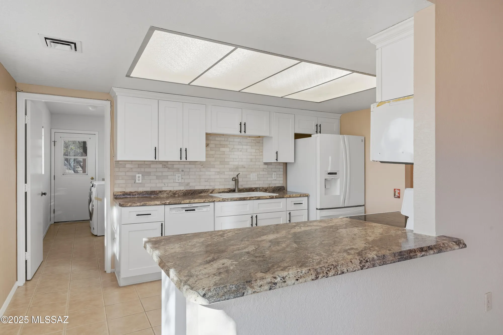 Property Slideshow image 9 of 27 | 871 n camino de luz, Green Valley, AZ, 85614