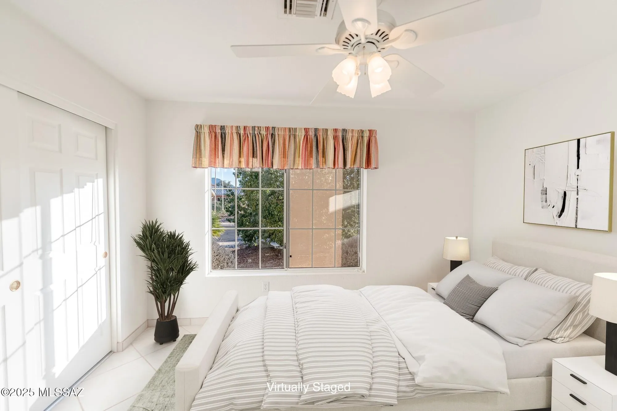 Property Slideshow image 23 of 34 | 1329 e royal ridge dr, Oro Valley, AZ, 85755